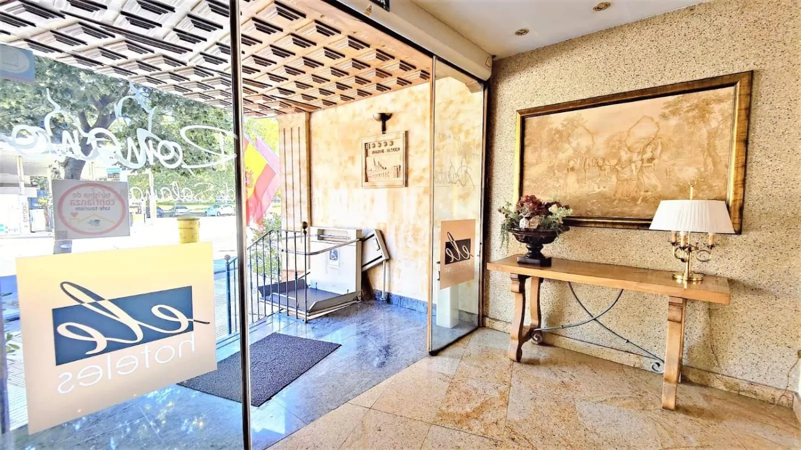 Lobby or reception in Hotel Ele Puente Romano de Salamanca