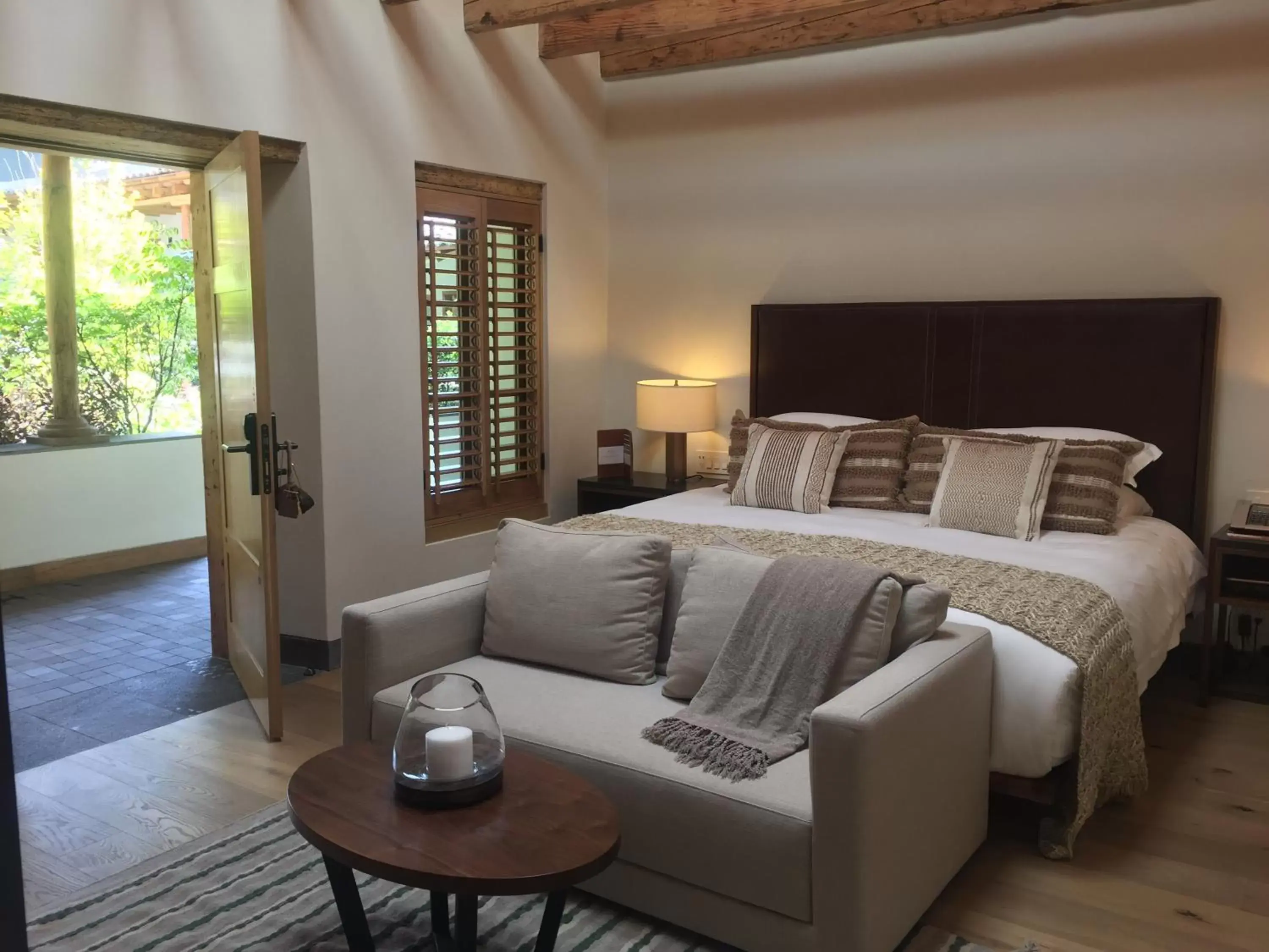 Pool view, Bed in La Casa Rodavento Pool view, Bed in La Casa Rodavento