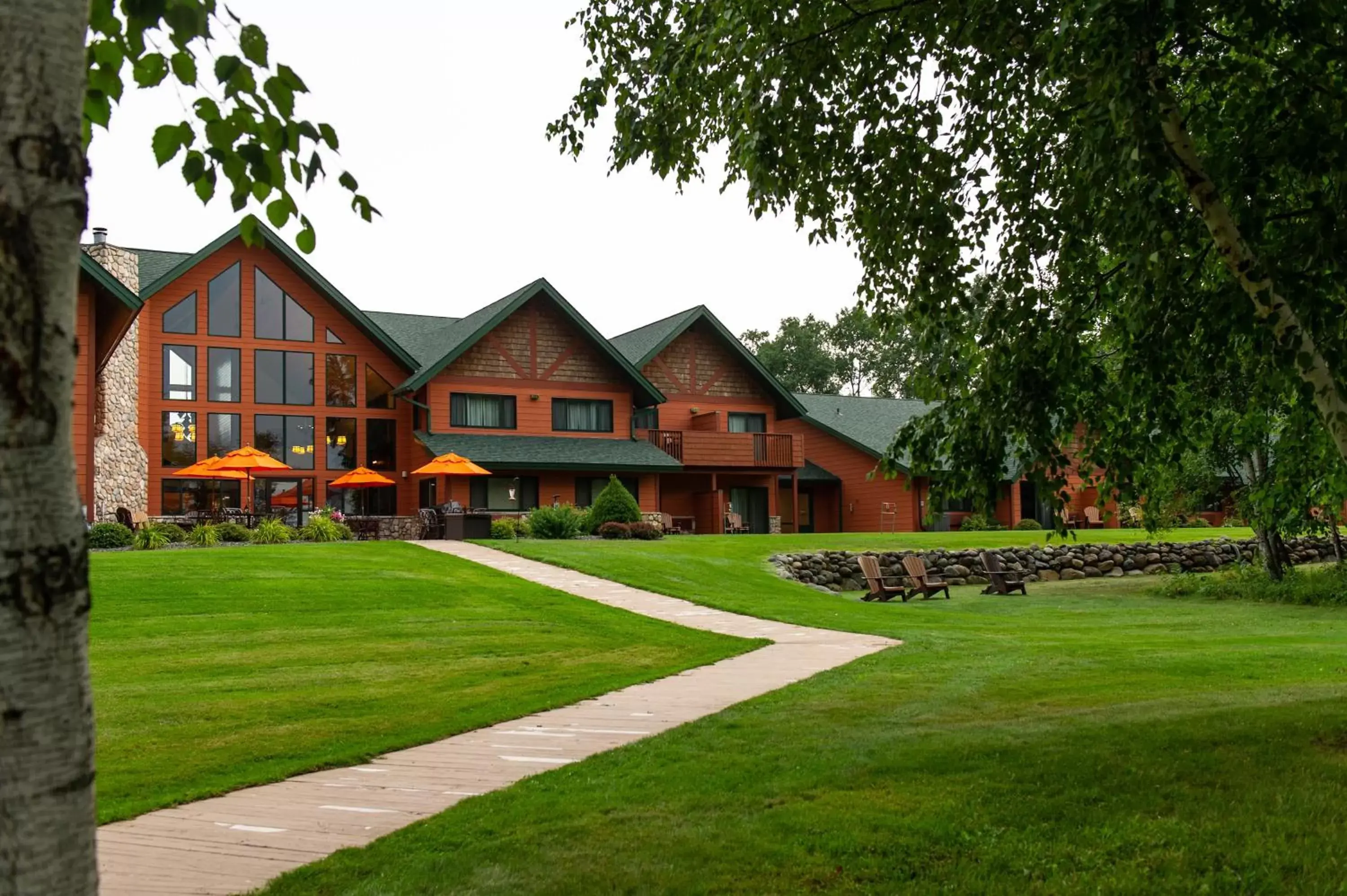 Property building in Holiday Inn Express & Suites Hayward by IHG Property building in Holiday Inn Express & Suites Hayward by IHG