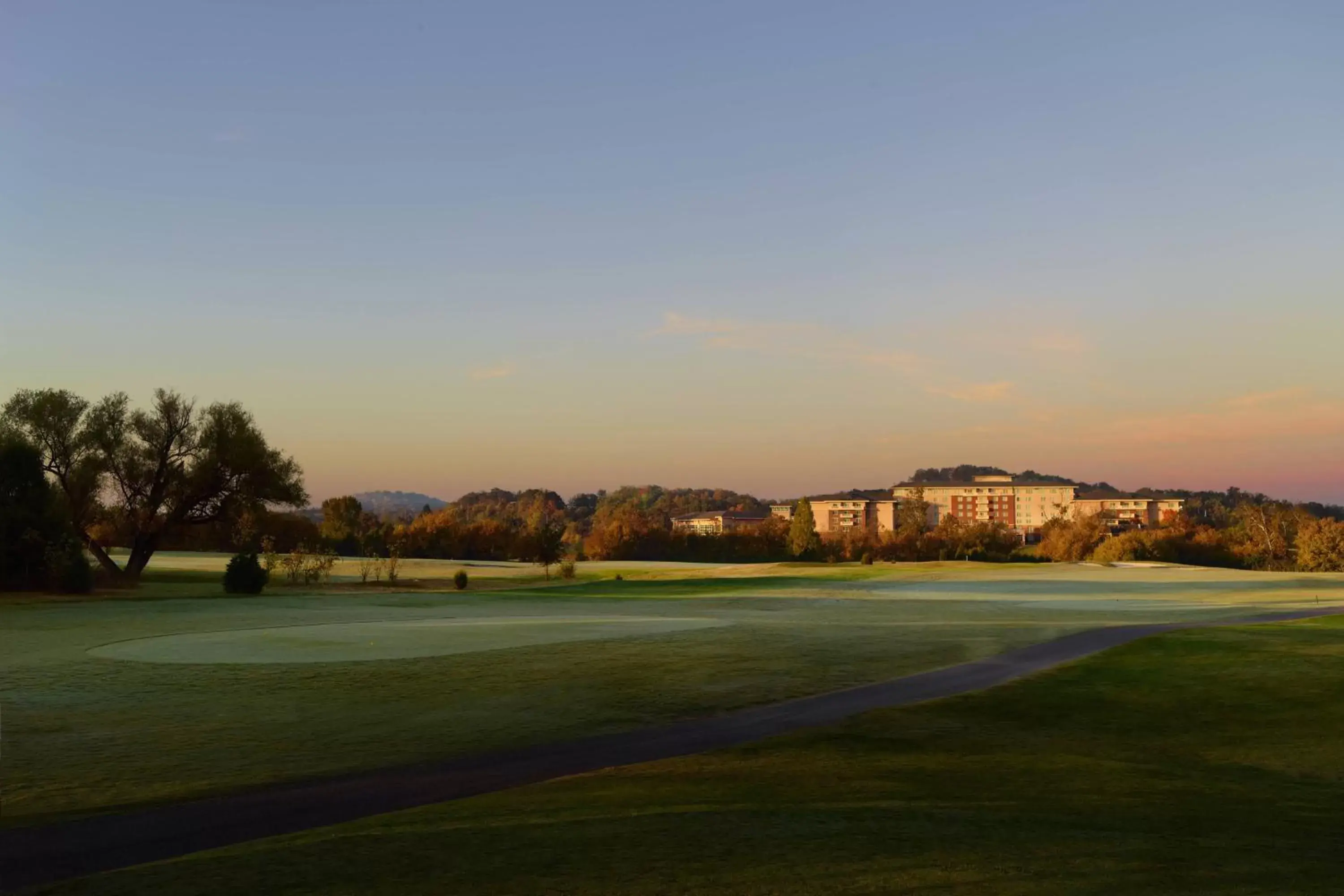 Golfcourse in MeadowView Marriott Conference Resort and Convention Center