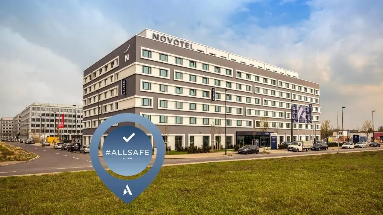 Property Building in Novotel Duesseldorf Airport