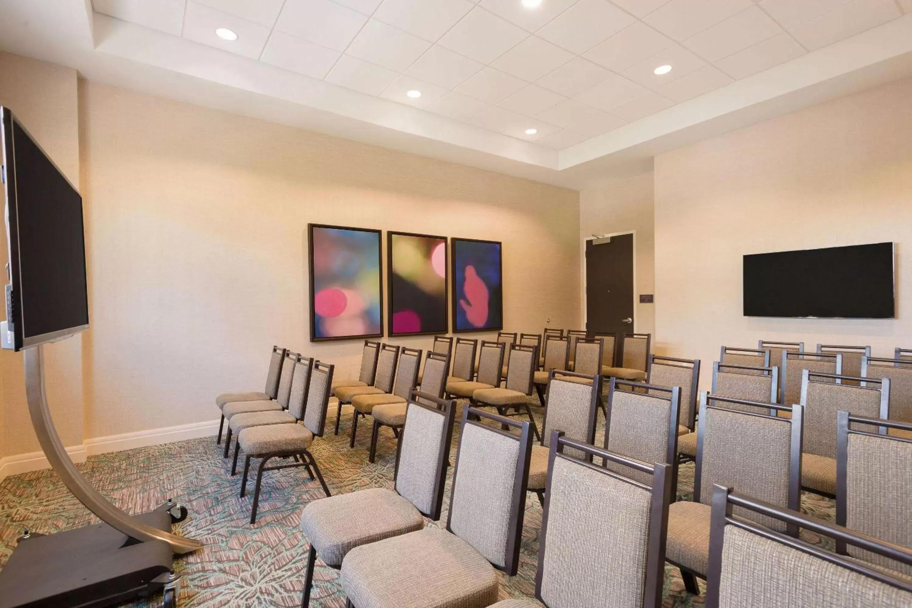 Meeting/conference room in Wyndham Grand Jupiter at Harbourside Place