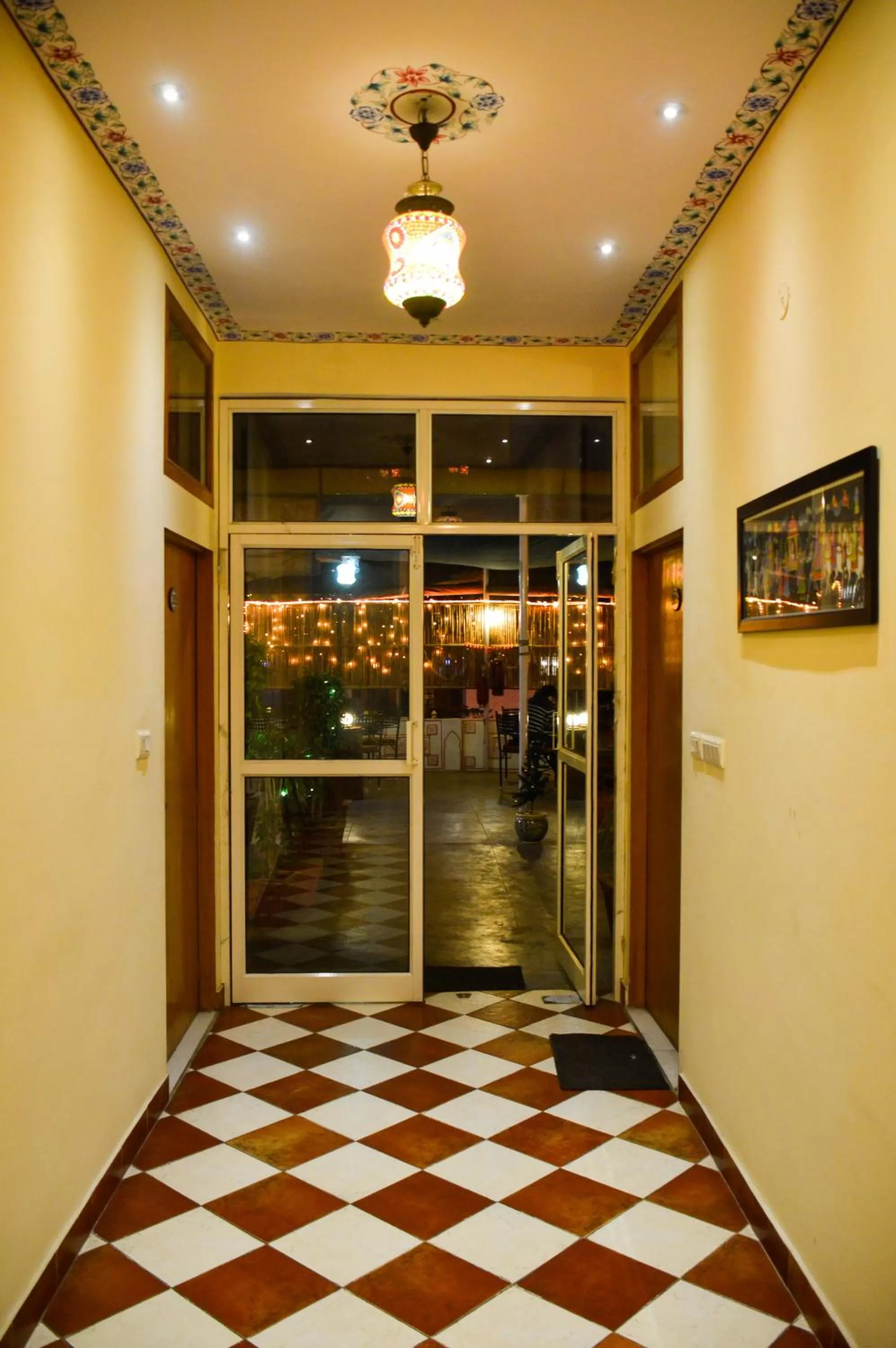 Facade/entrance in Chitra Katha - A Story Per Stay
