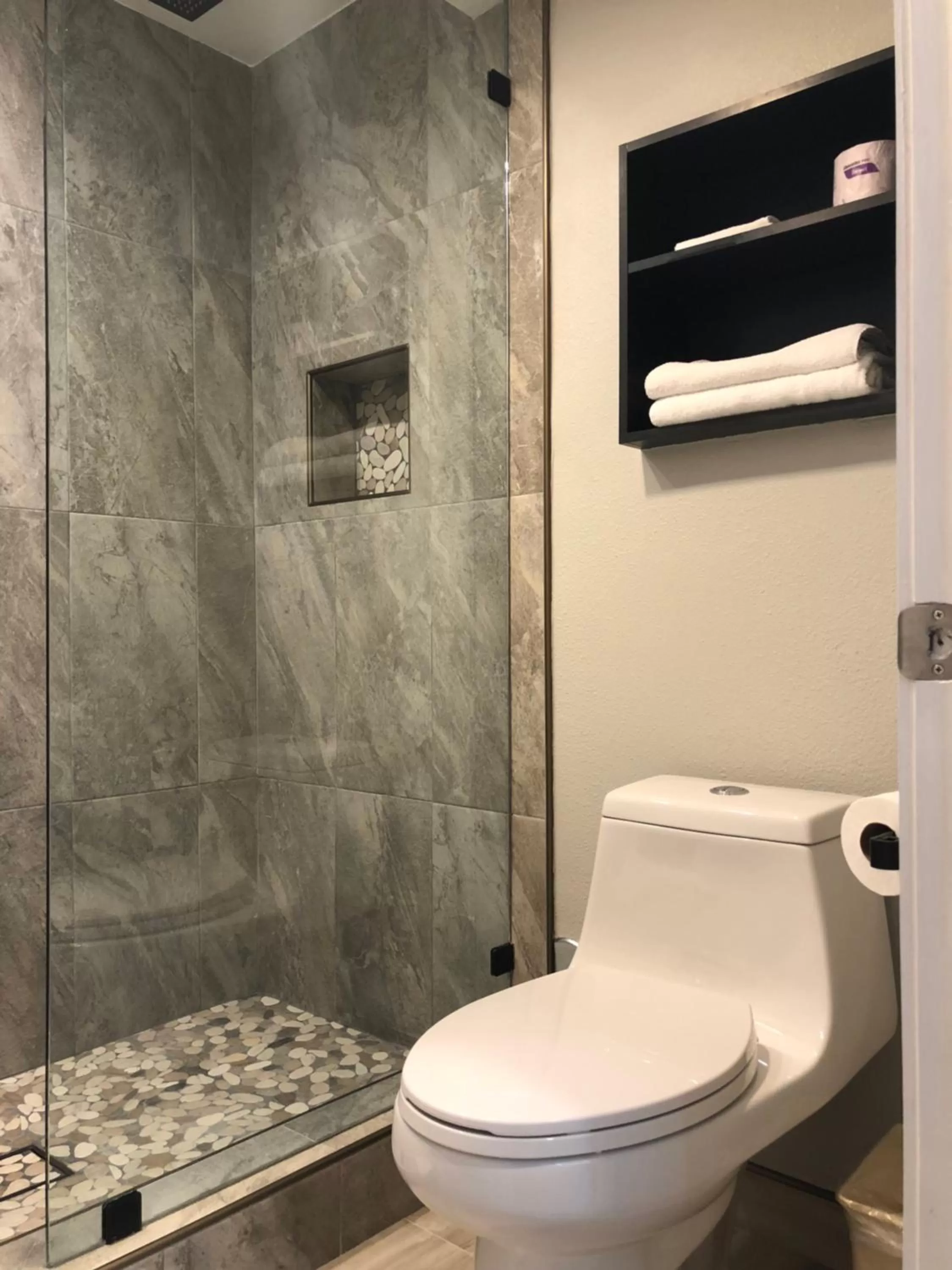 Bathroom in Sakura Inn