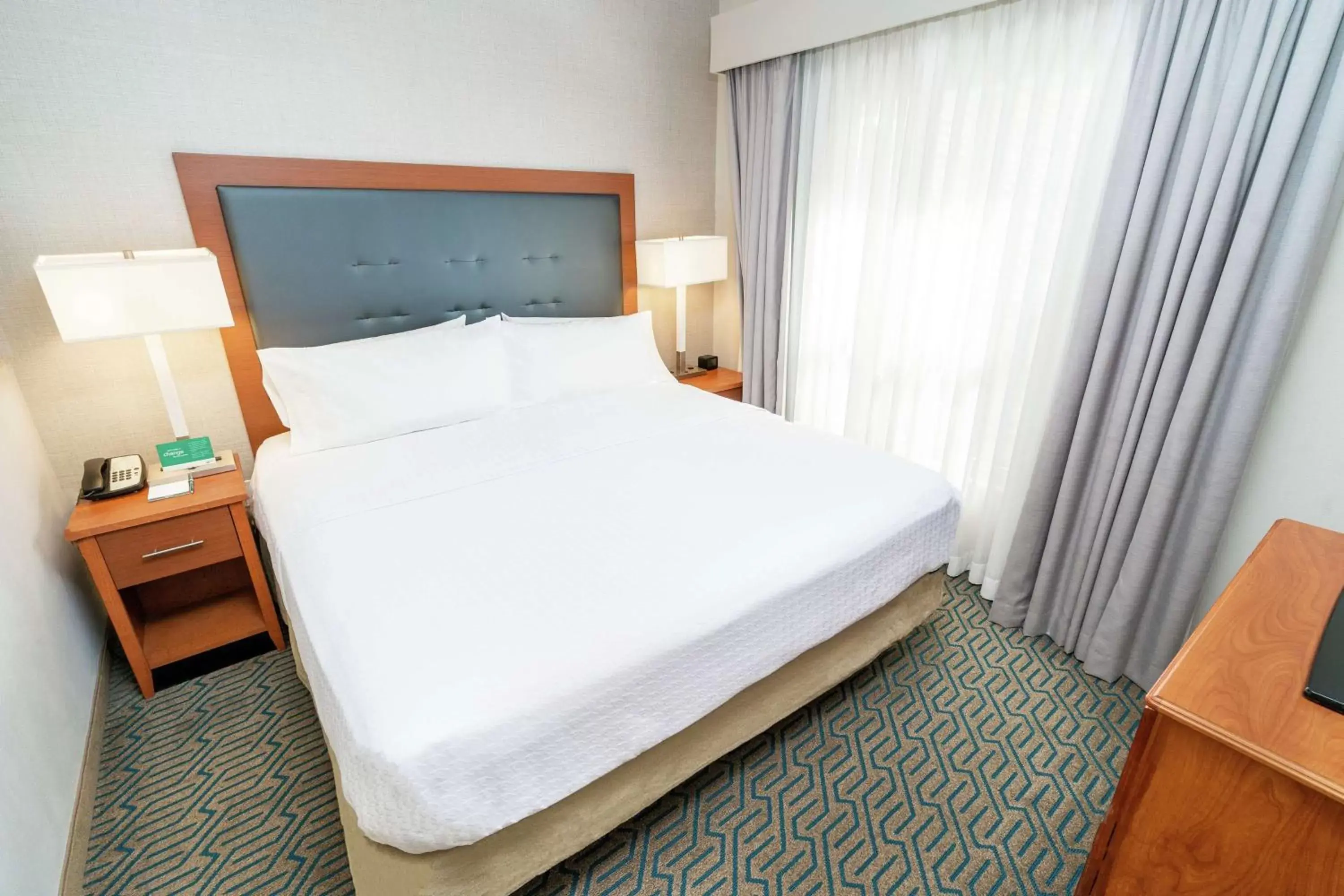 Bed in Homewood Suites by Hilton Ontario Rancho Cucamonga