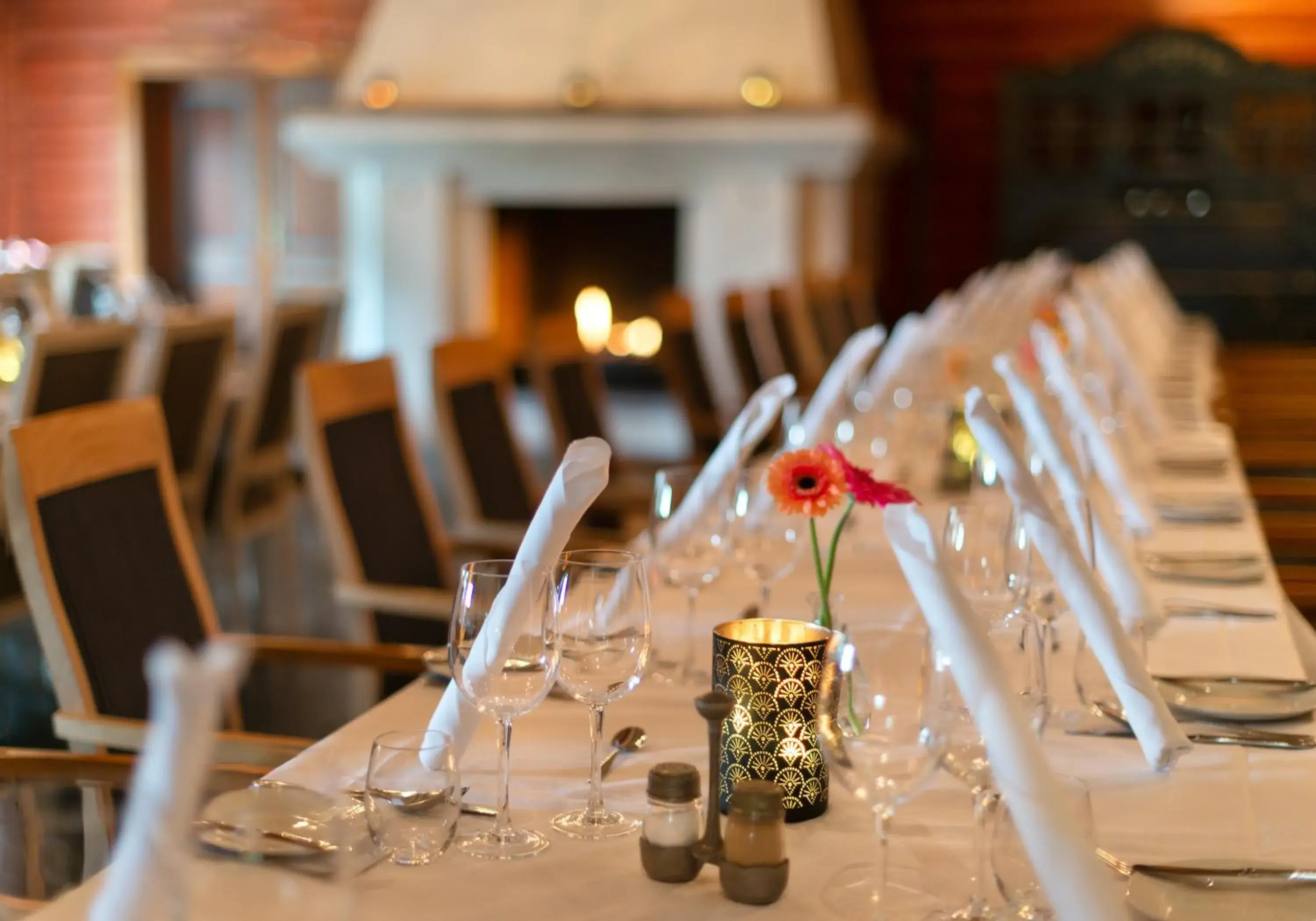 Restaurant/Places to Eat in Quality Hotel Leangkollen