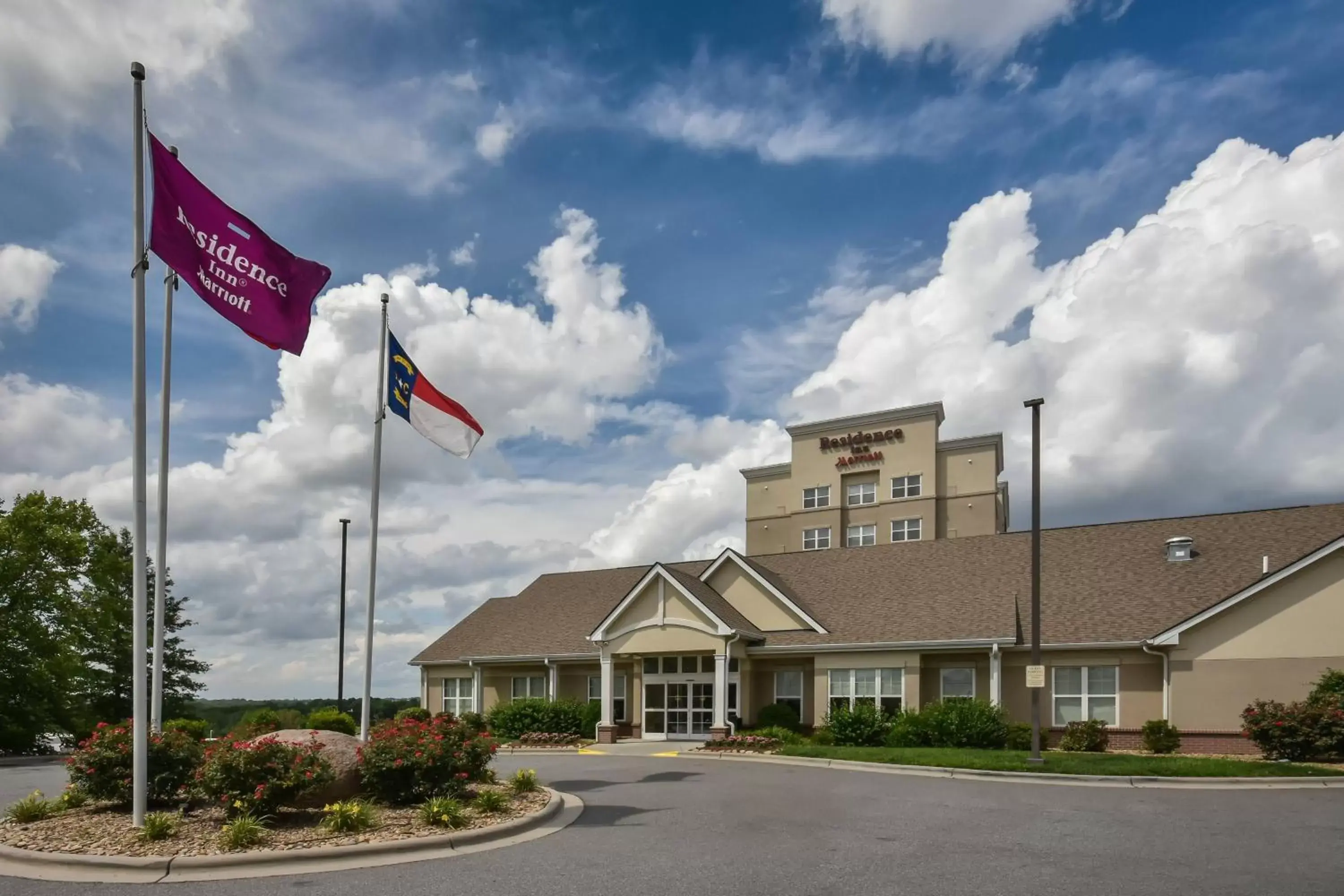Property Building in Residence Inn Charlotte Concord