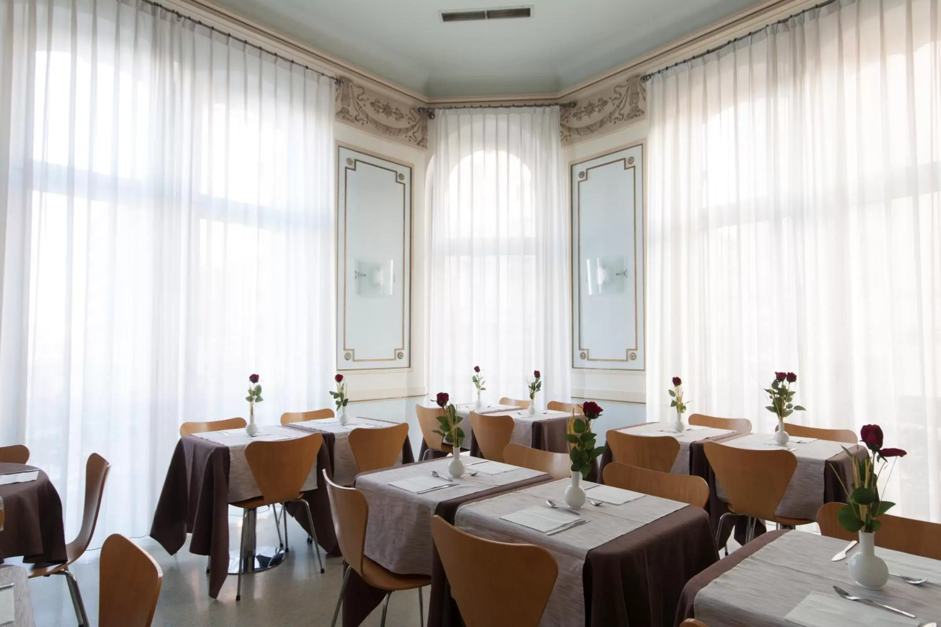 Restaurant/places to eat in Hotel Grand'Italia Restaurant/places to eat in Hotel Grand'Italia