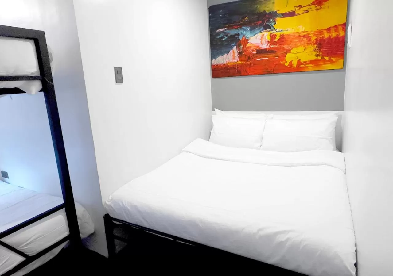 Bed in mySTAY Hotel BGC South