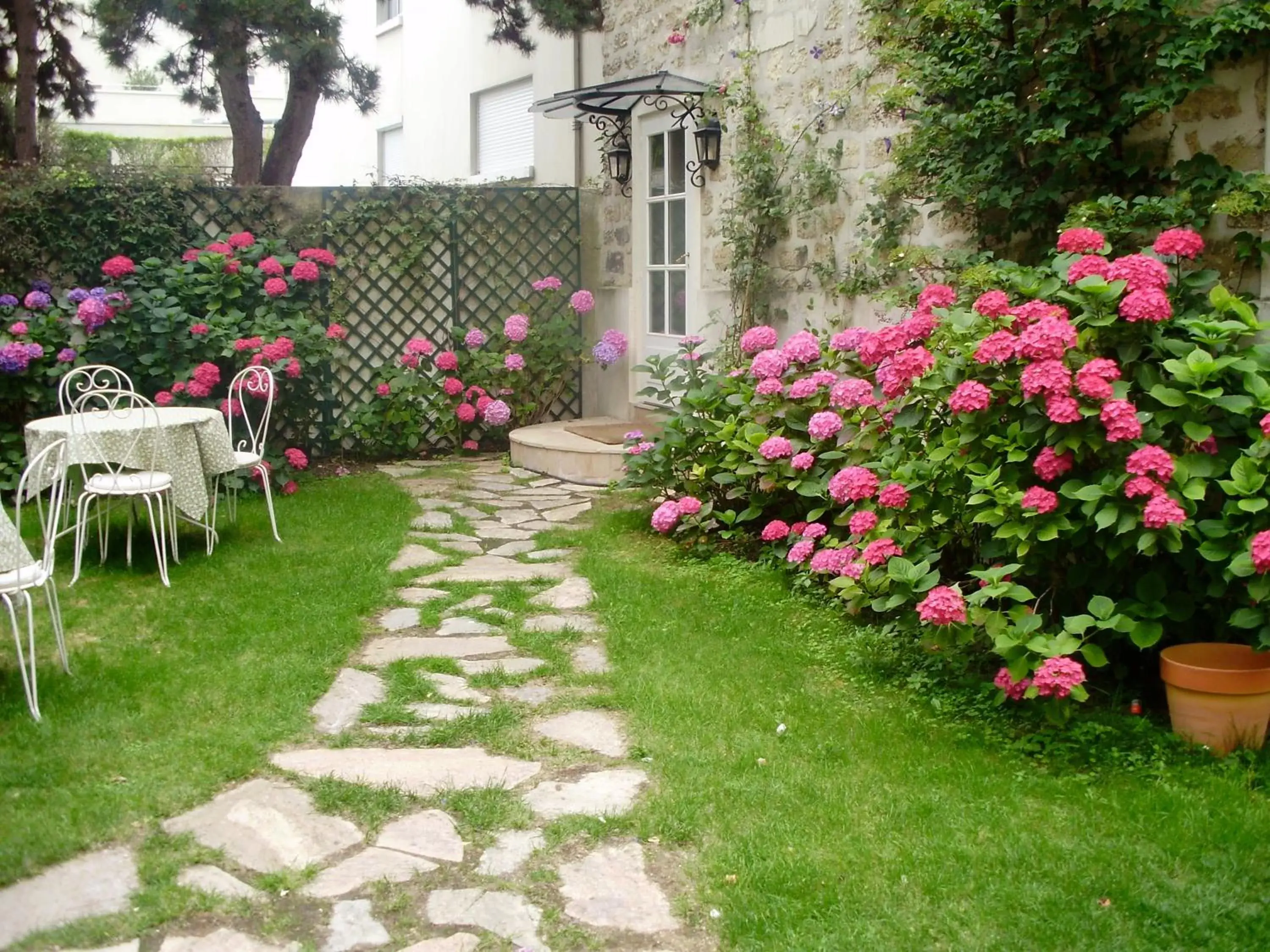 Garden in Villa Escudier