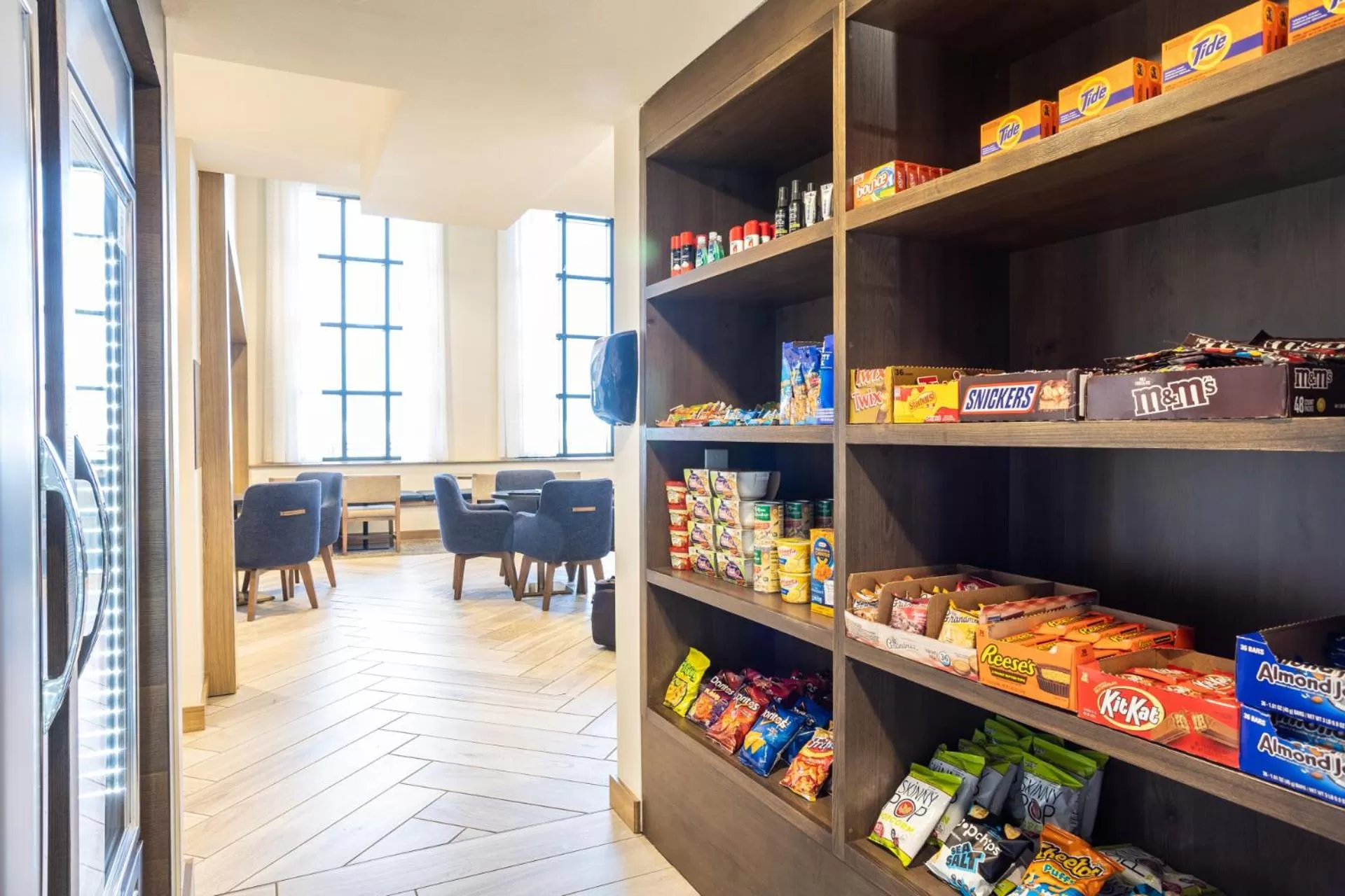 Food and drinks in Staybridge Suites - Colorado Springs NE Powers by IHG