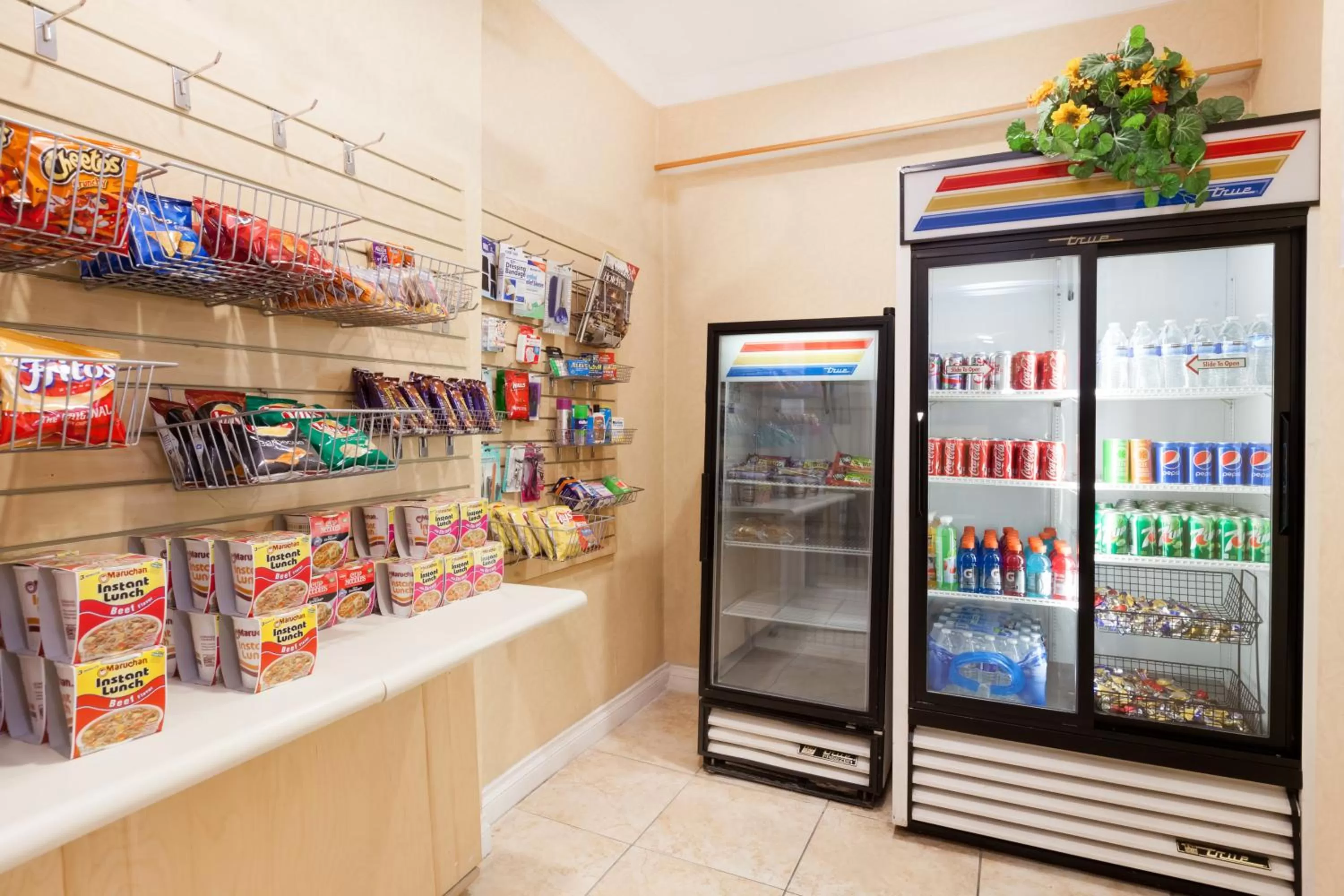 On-site shops in Ramada by Wyndham San Diego Poway Miramar