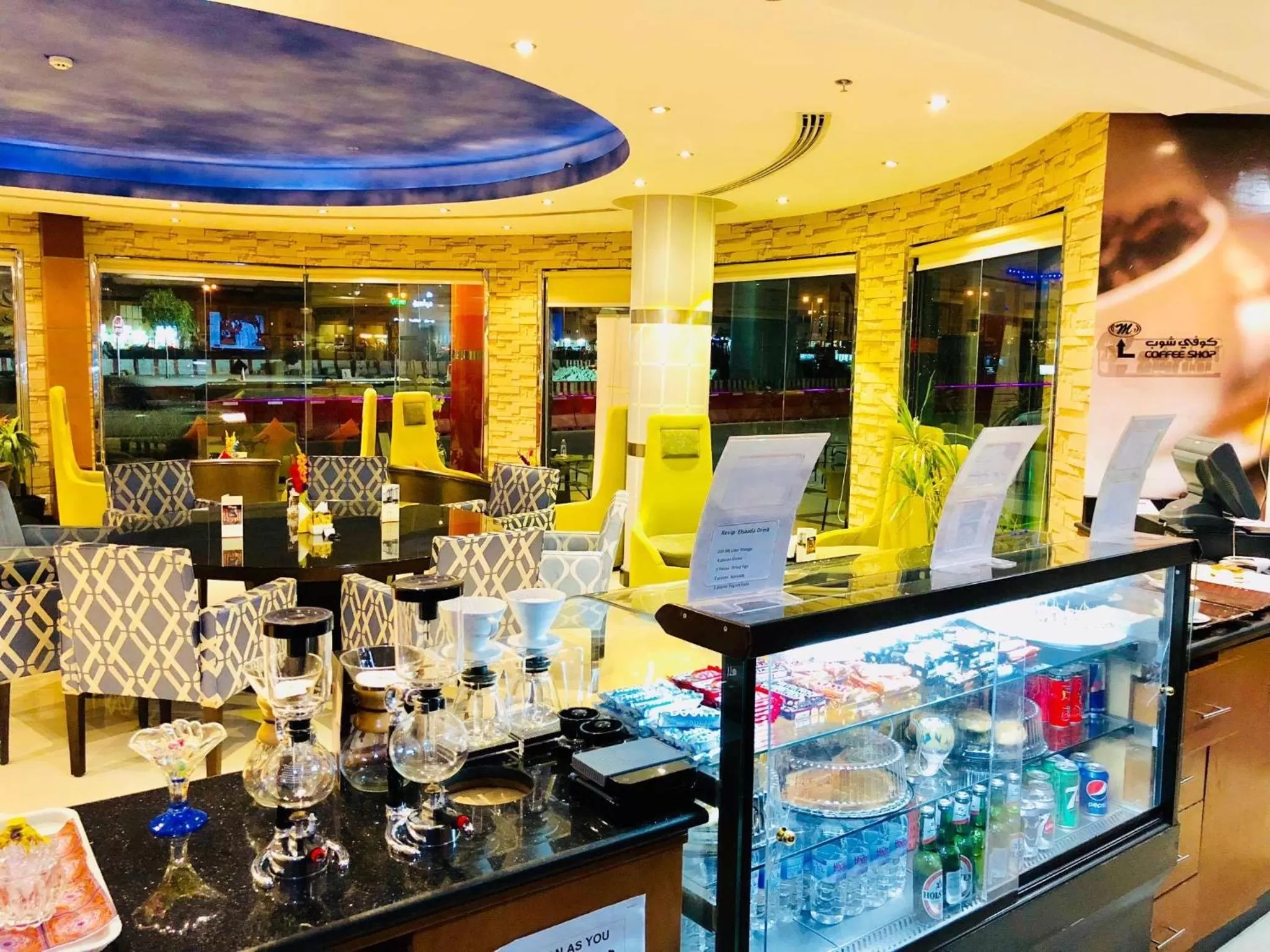 Coffee/tea facilities in Meral Crown Hotel