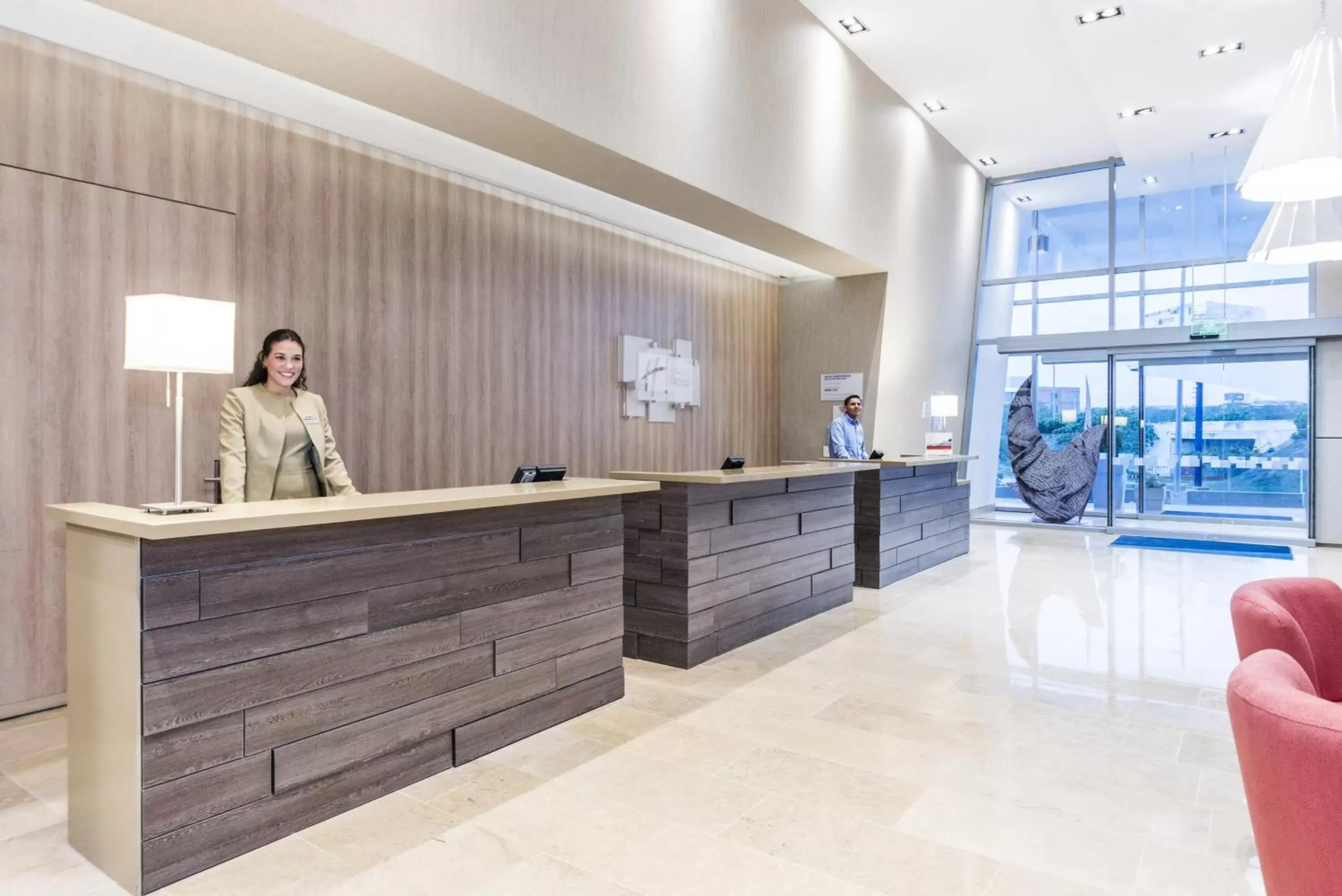 Property building, Lobby/Reception in Holiday Inn Express - Barranquilla Buenavista, an IHG Hotel