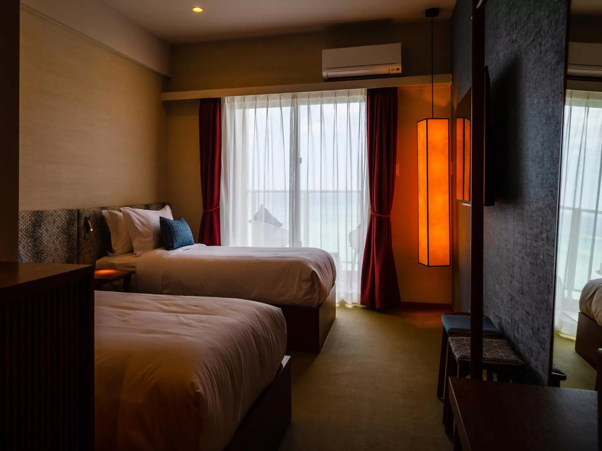 Photo of the whole room, Bed in oile by DSH Resorts