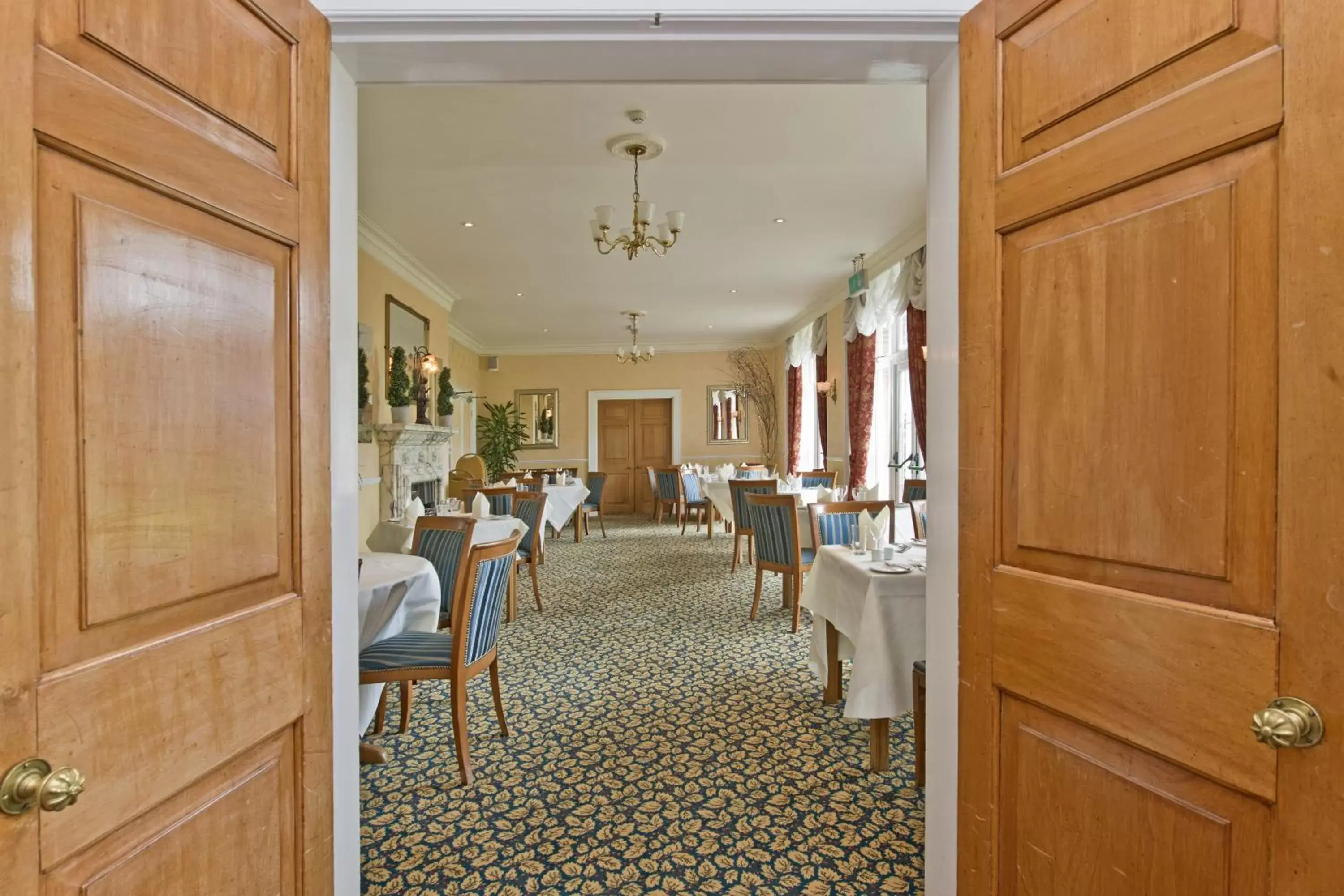 Restaurant/Places to Eat in Best Western Plus Kenwick Park Hotel