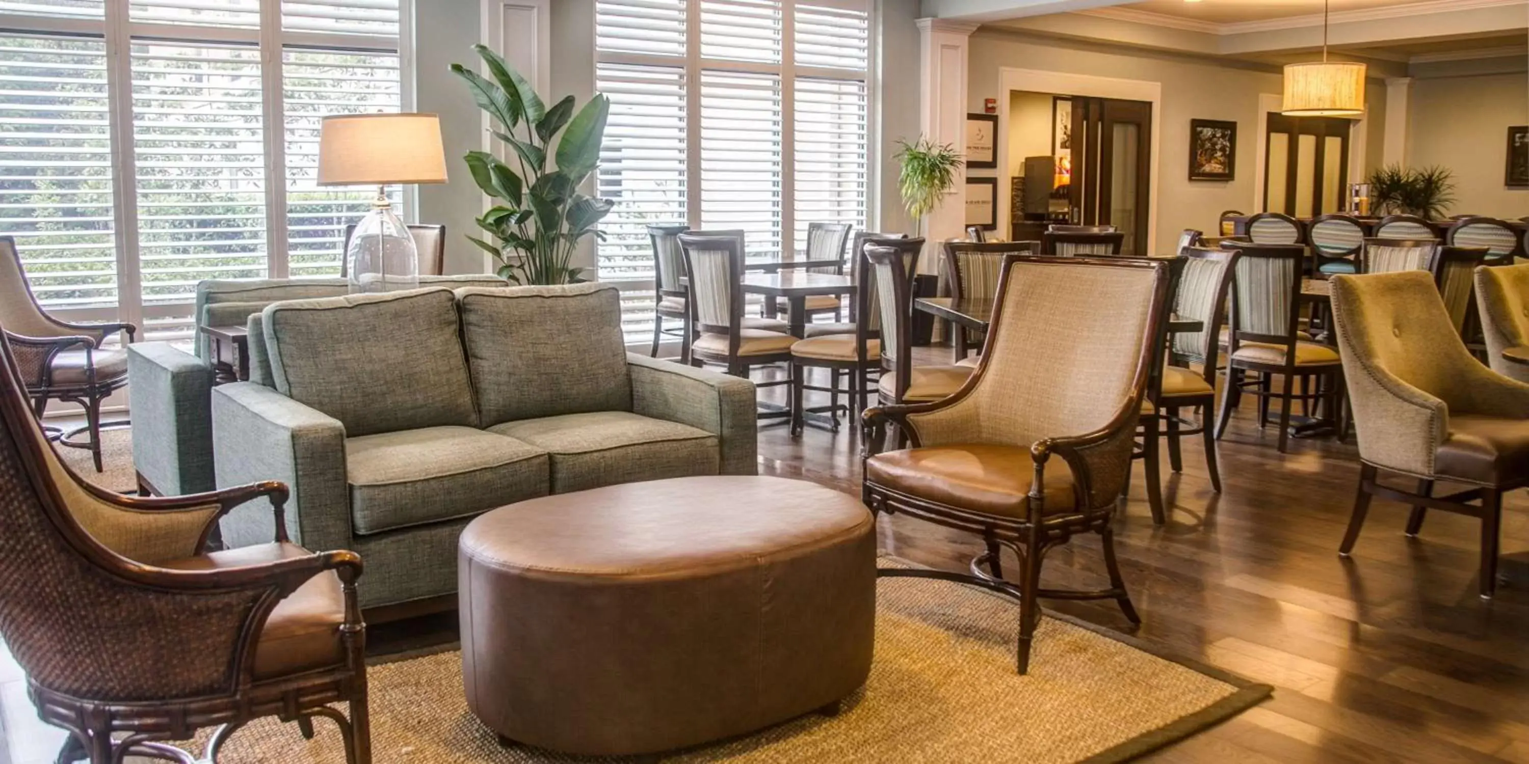 Lobby or reception, Lounge/Bar in Hampton Inn Charleston-Daniel Island