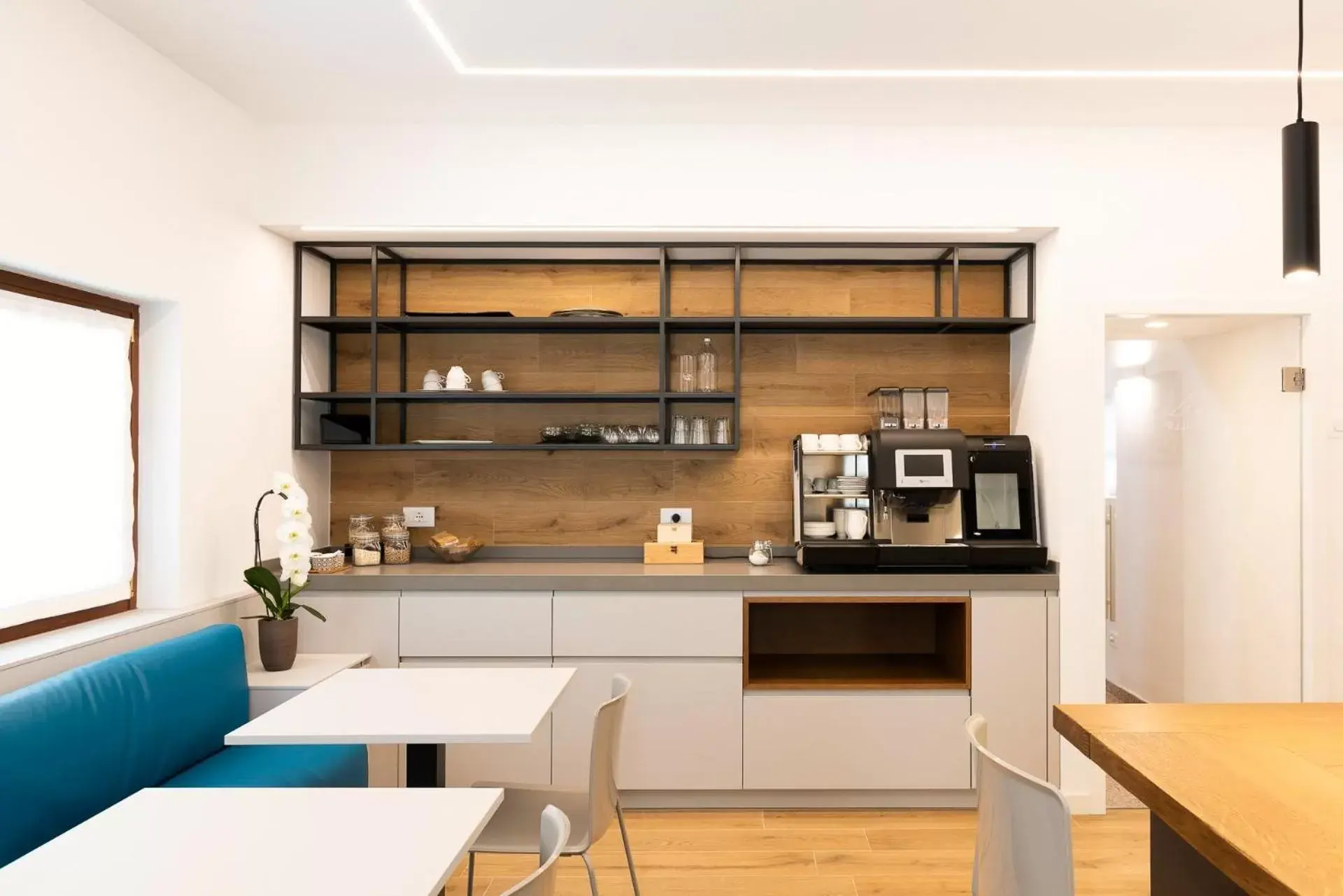 Breakfast, Kitchen/Kitchenette in Casa Fullin