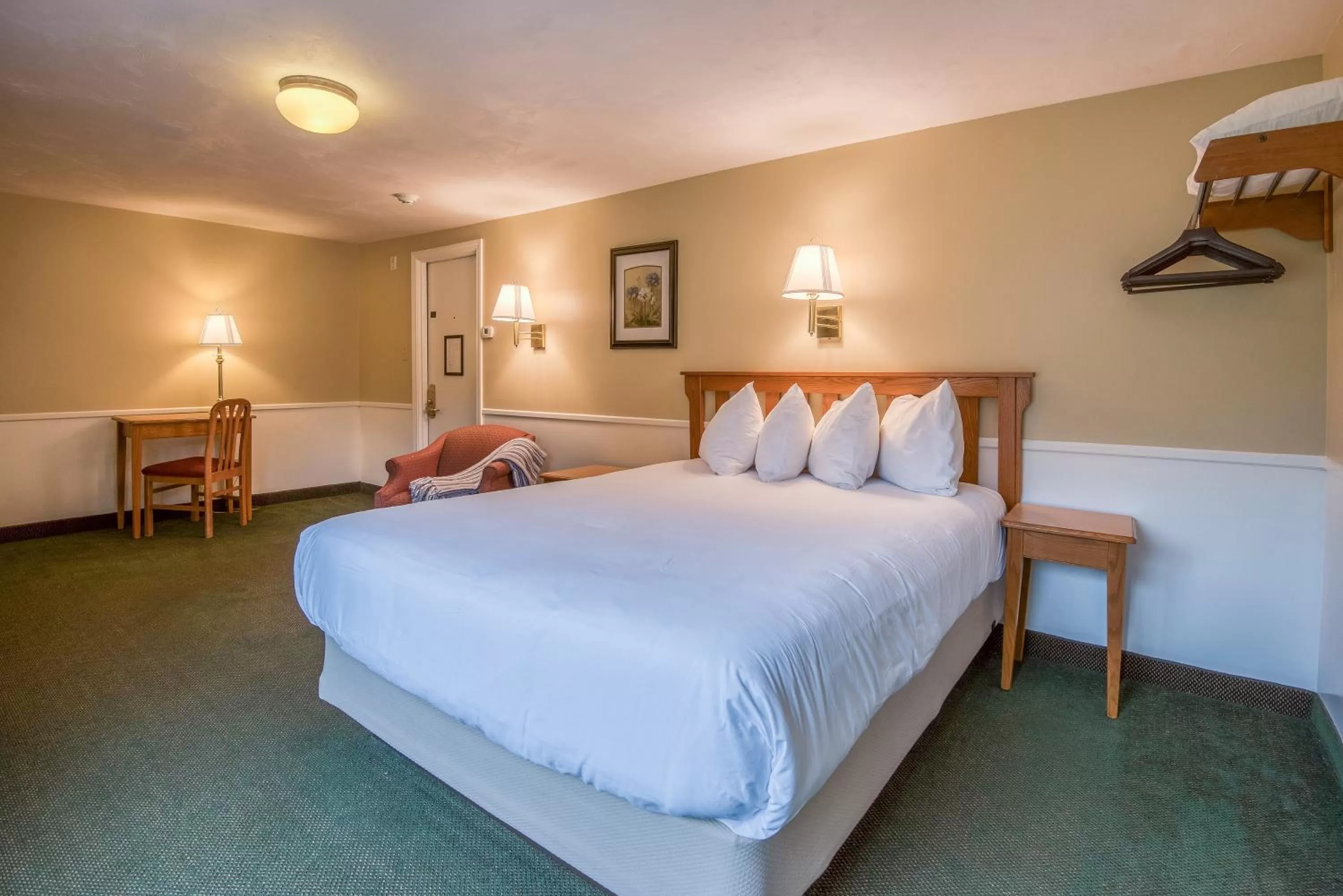 Bed in Purity Spring Resort