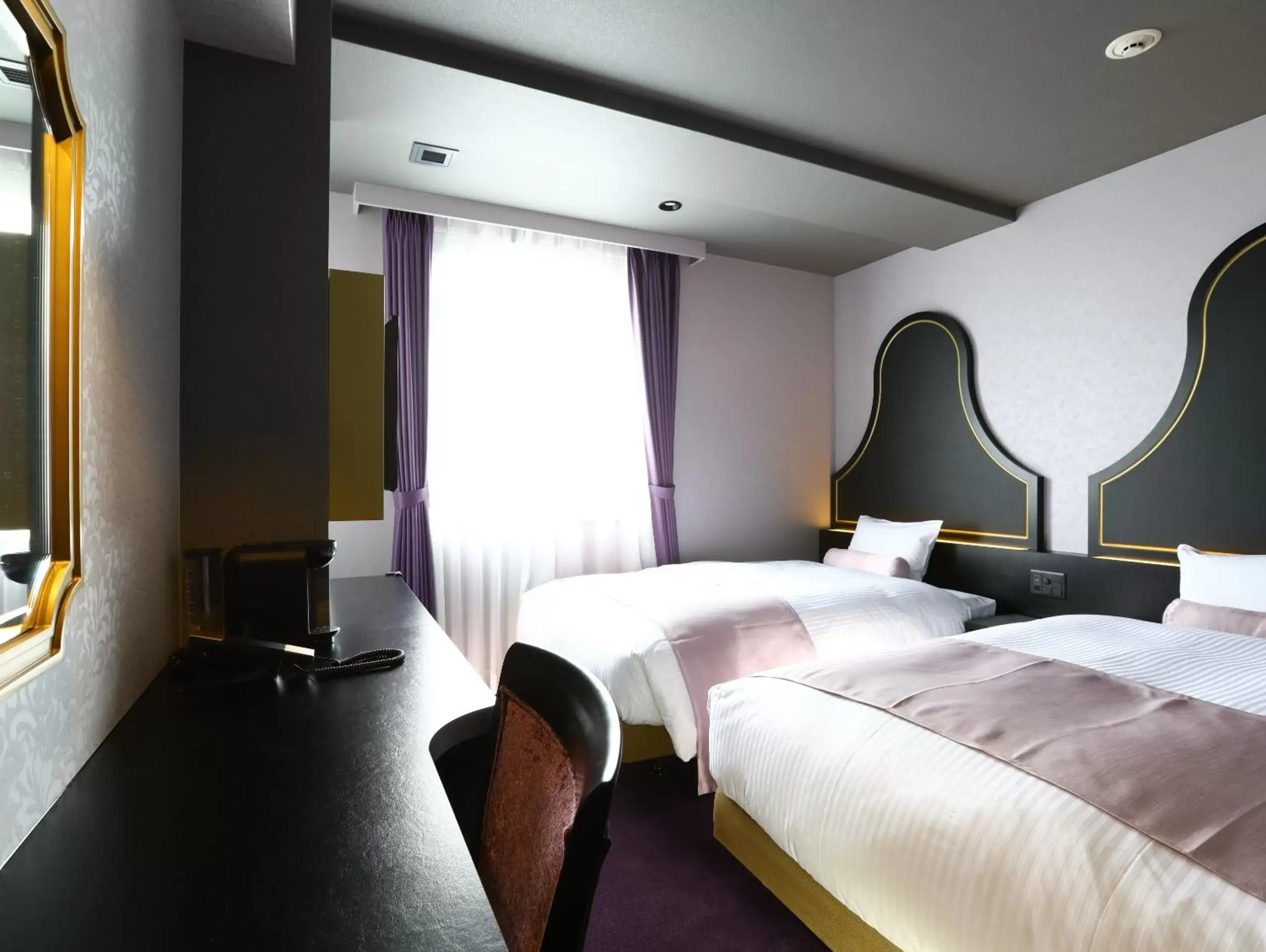 Bed in Hotel Wing International Select Osaka Umeda