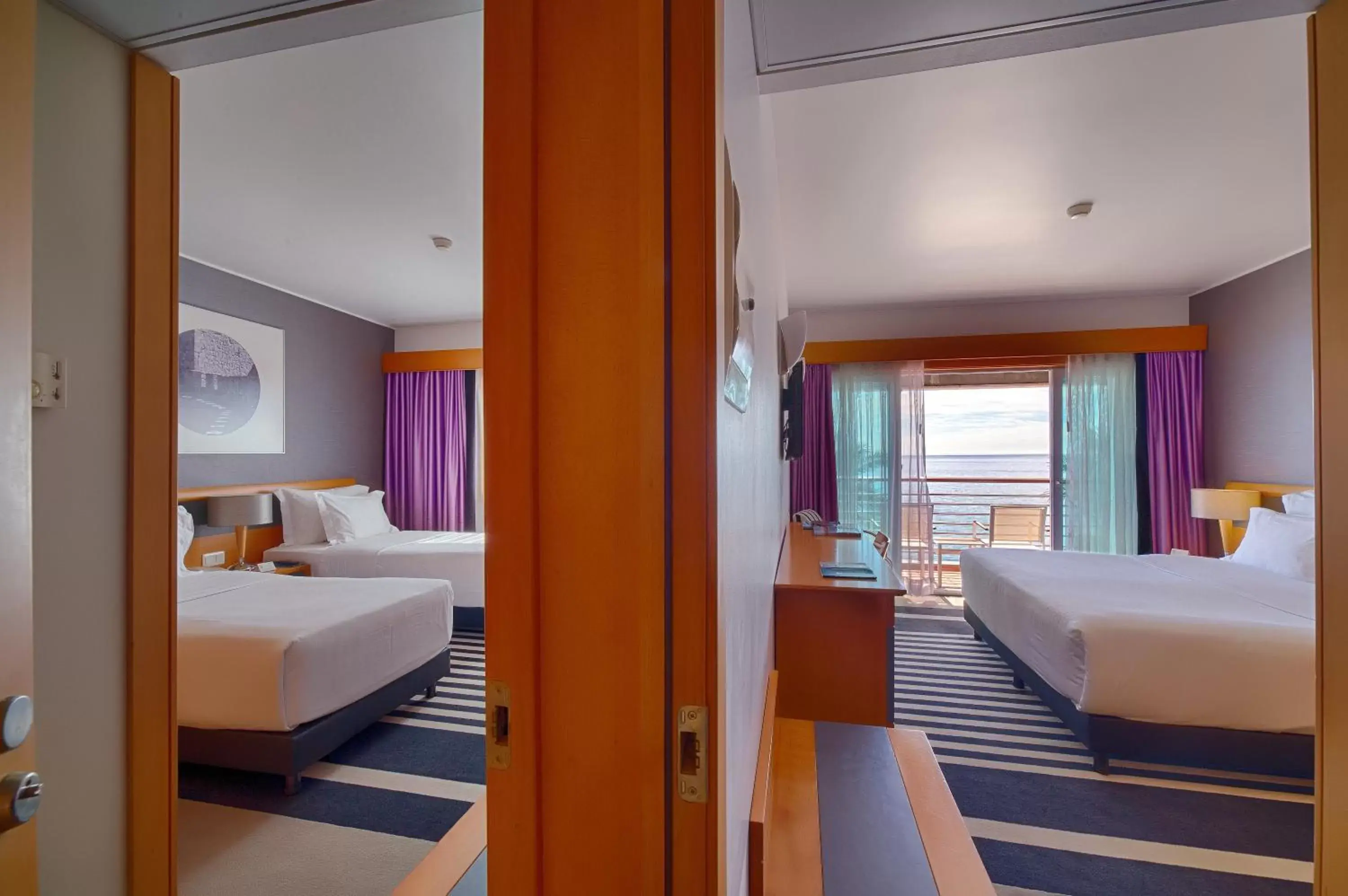 Bedroom, Bed in SANA Sesimbra Hotel