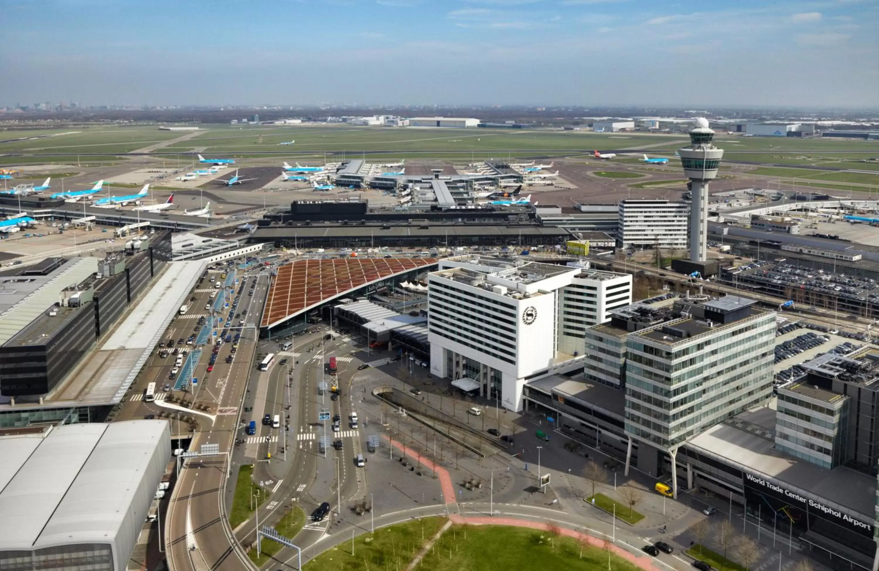 Property building, Bird's-eye View in Sheraton Amsterdam Airport Hotel and Conference Center