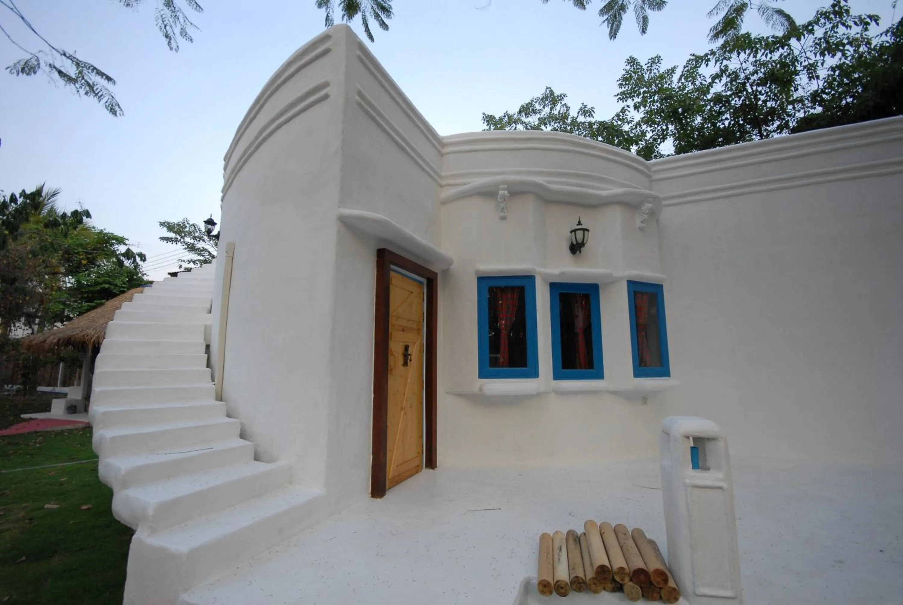 Scenic Riverside Resort