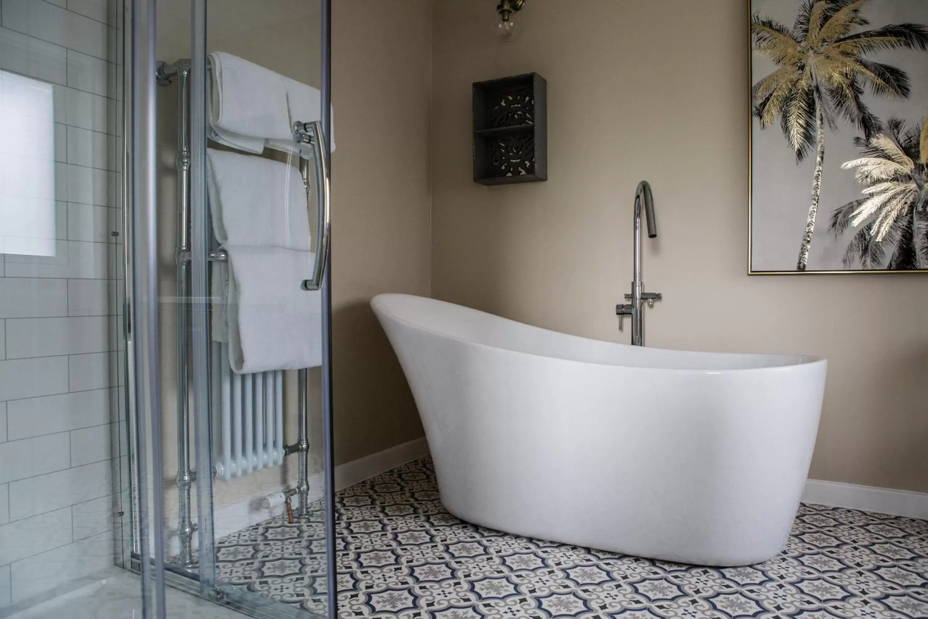 Deluxe Double or Twin Room in The Watchman Hotel Deluxe Double or Twin Room in The Watchman Hotel