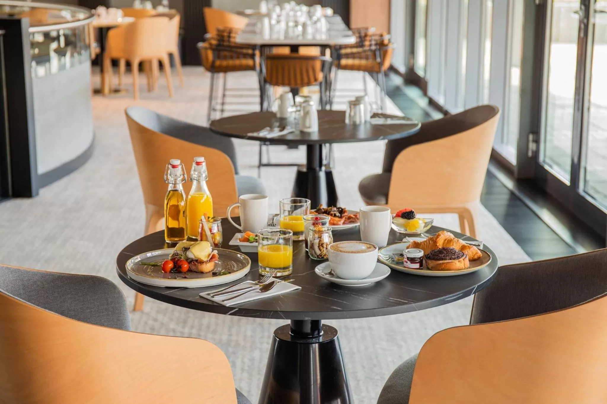 Breakfast in Crowne Plaza Budapest by IHG