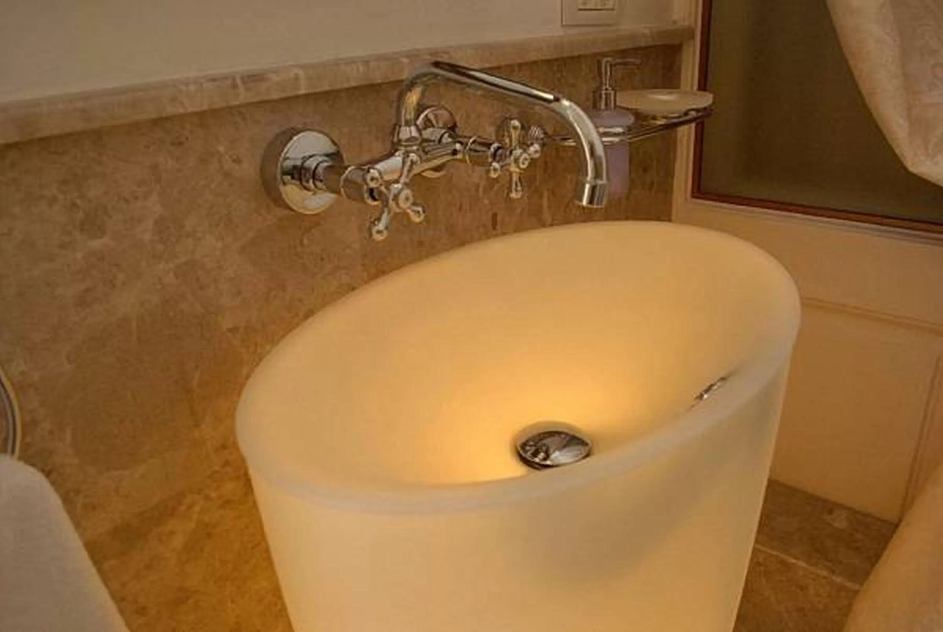 Grand Boutique Hotel