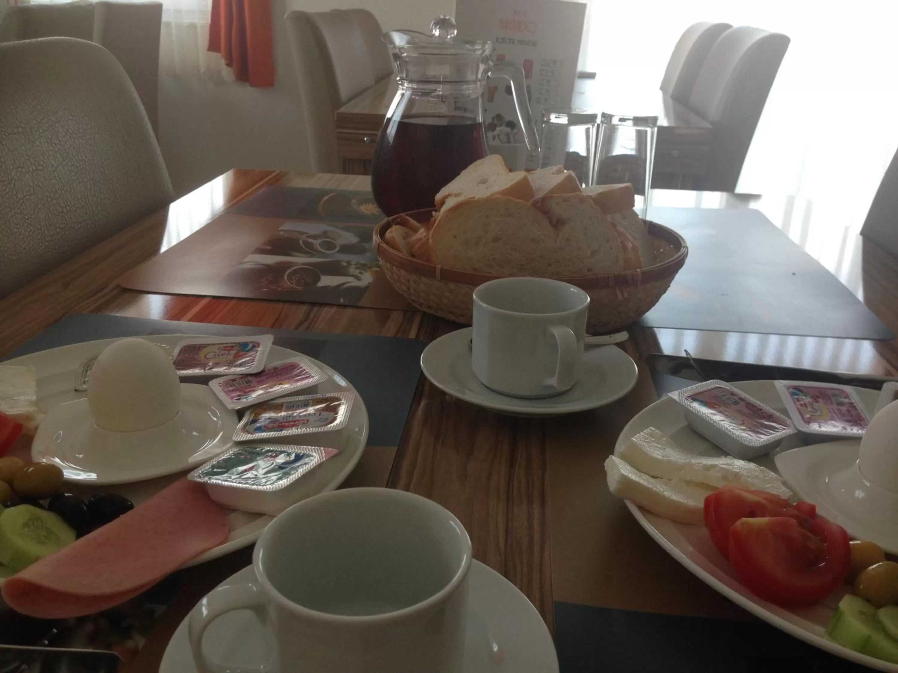 Restaurant/places to eat in Mutado Hotel