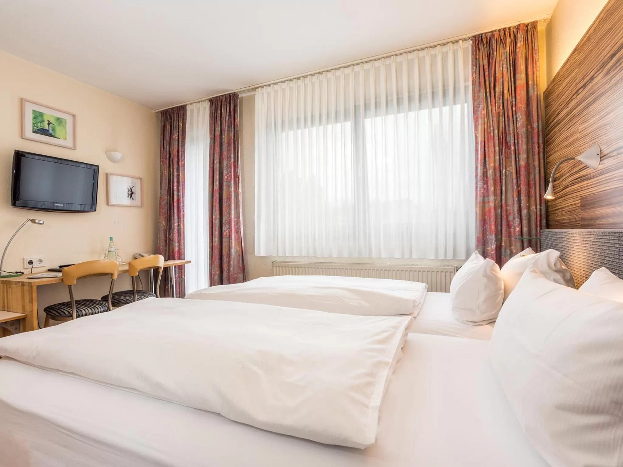 Bed in Hotel & Wirtshaus Hansen