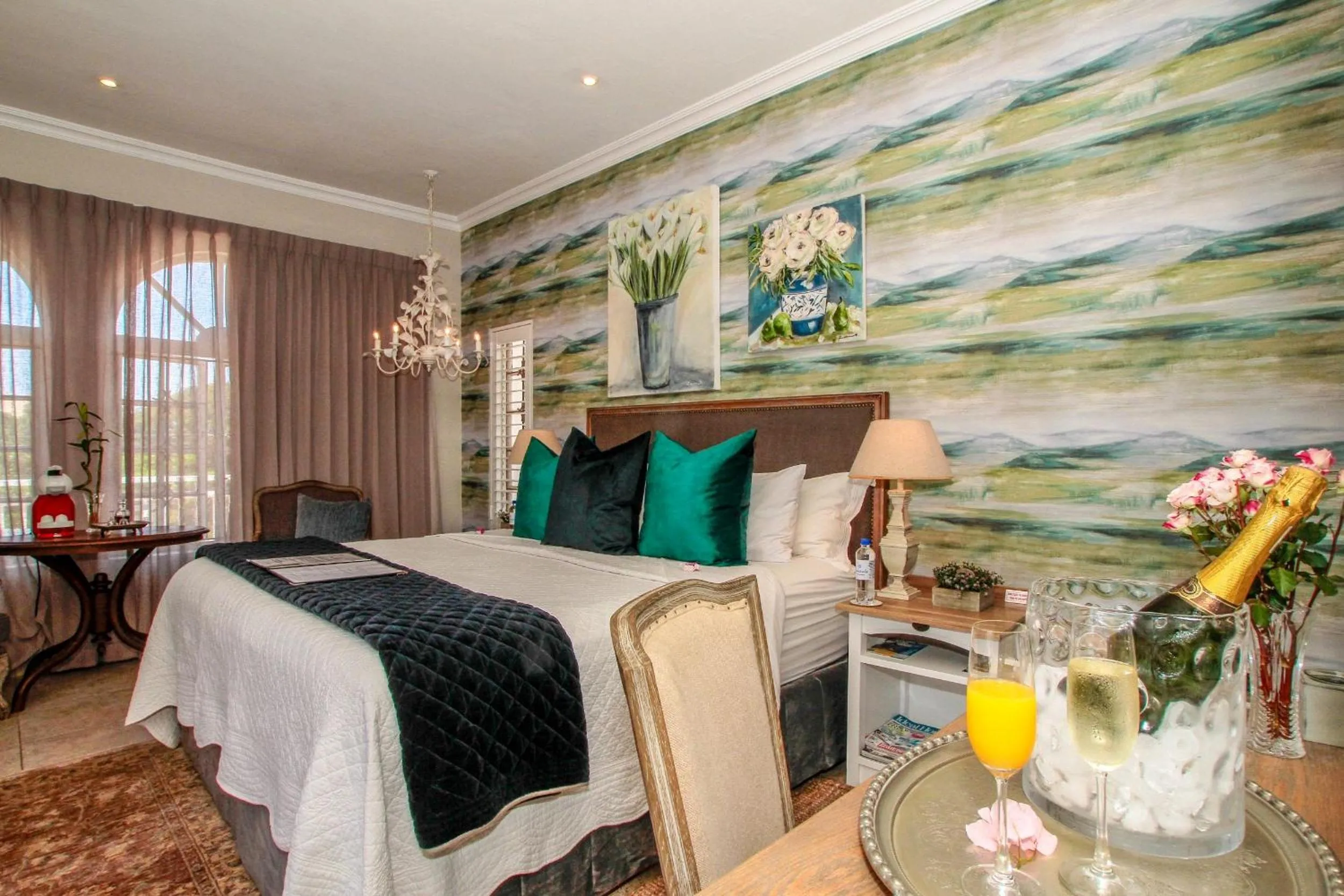 Bedroom, Bed in Sandals Guest House