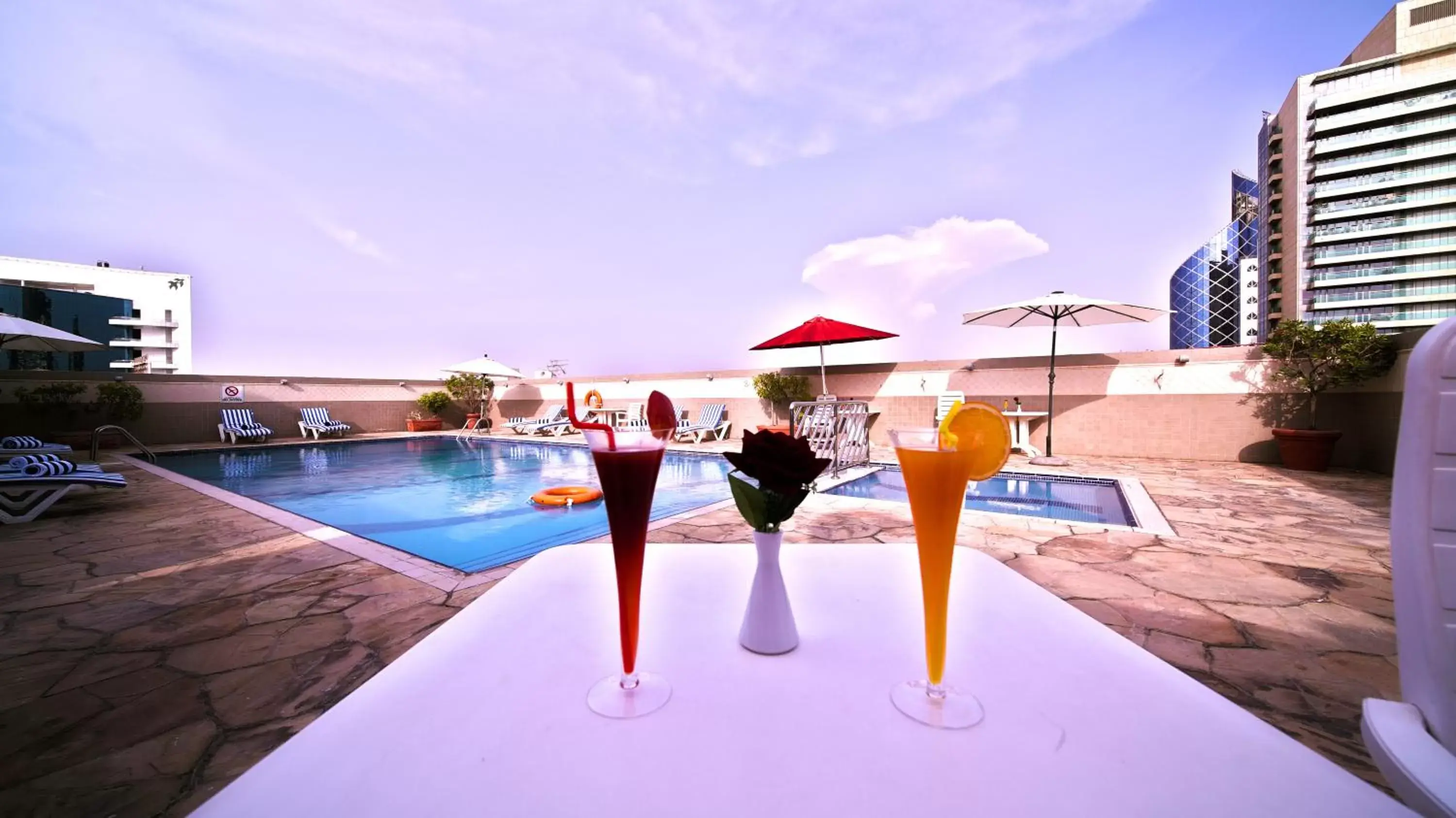 Swimming Pool in Rose Garden Hotel Apartments - Bur Dubai