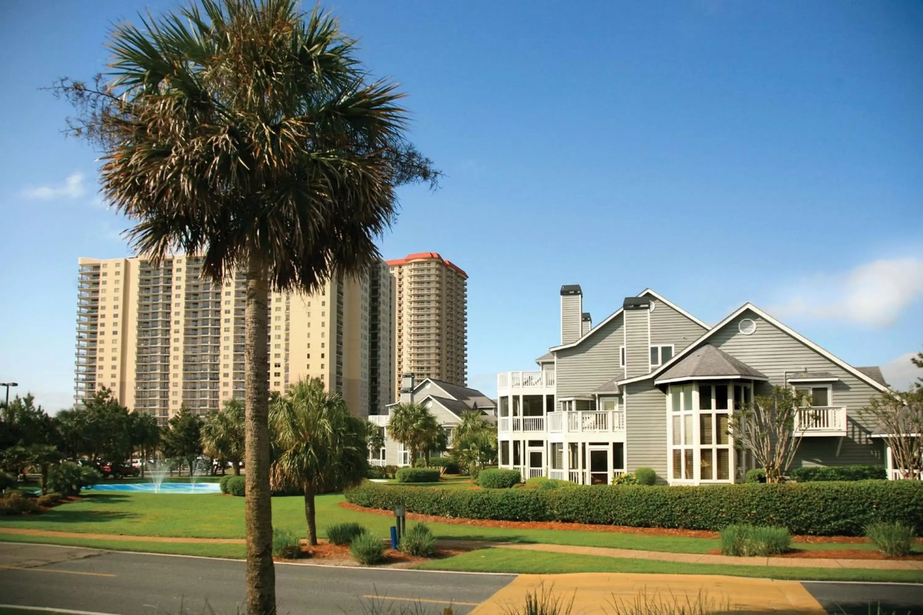 Property Building in Kingston Plantation Condos