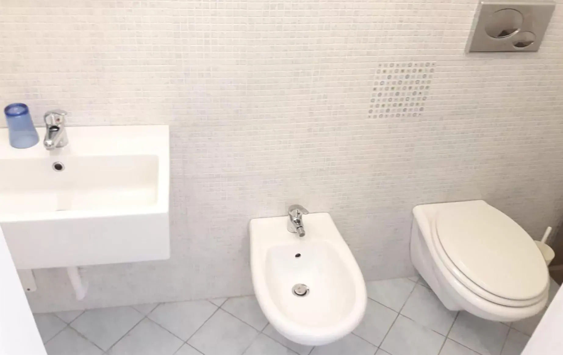 Toilet, Bathroom in Bed & Breakfast Porta d'Oriente