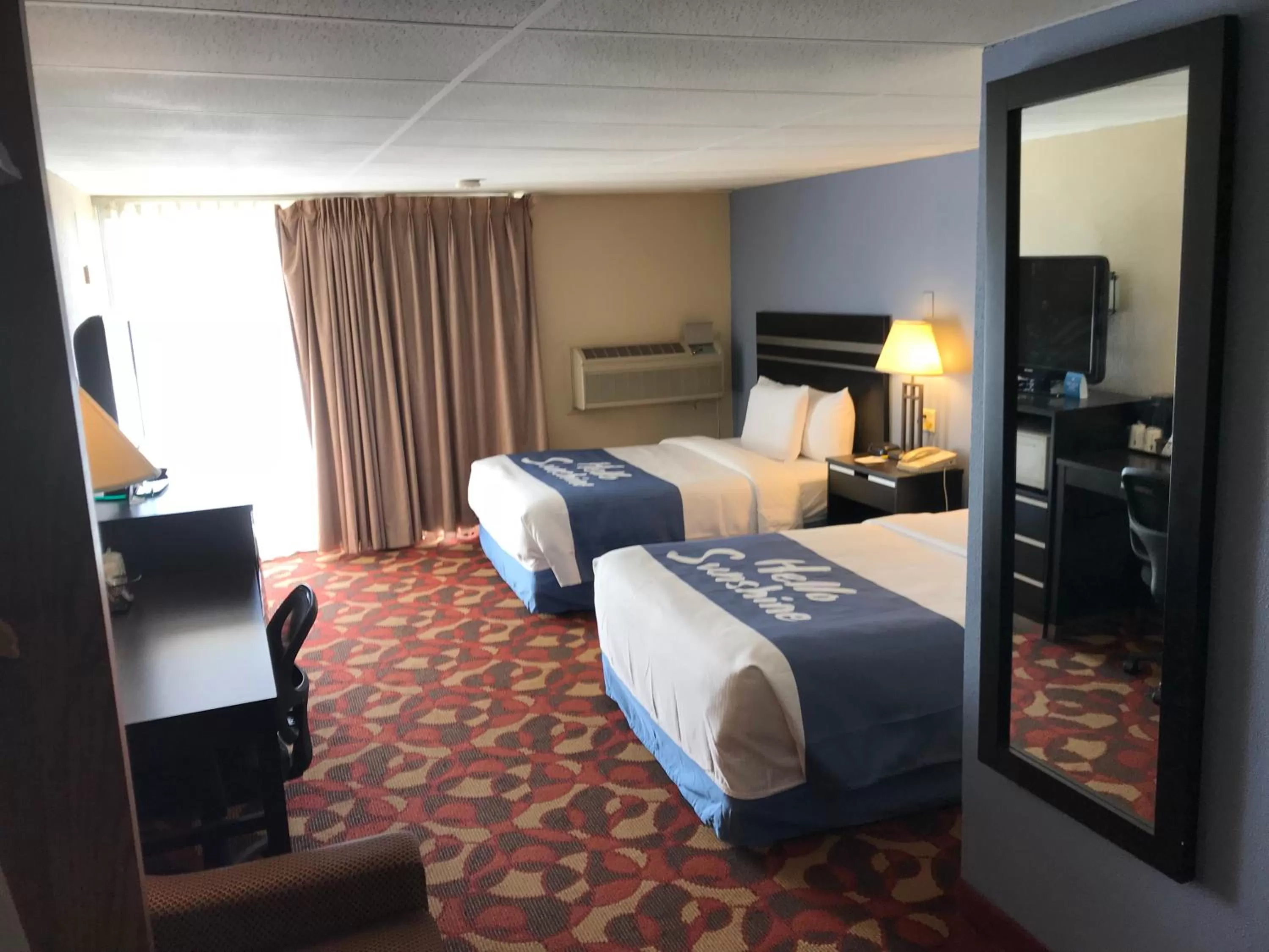 Photo of the whole room, Bed in Days Inn By Wyndham Carlisle North