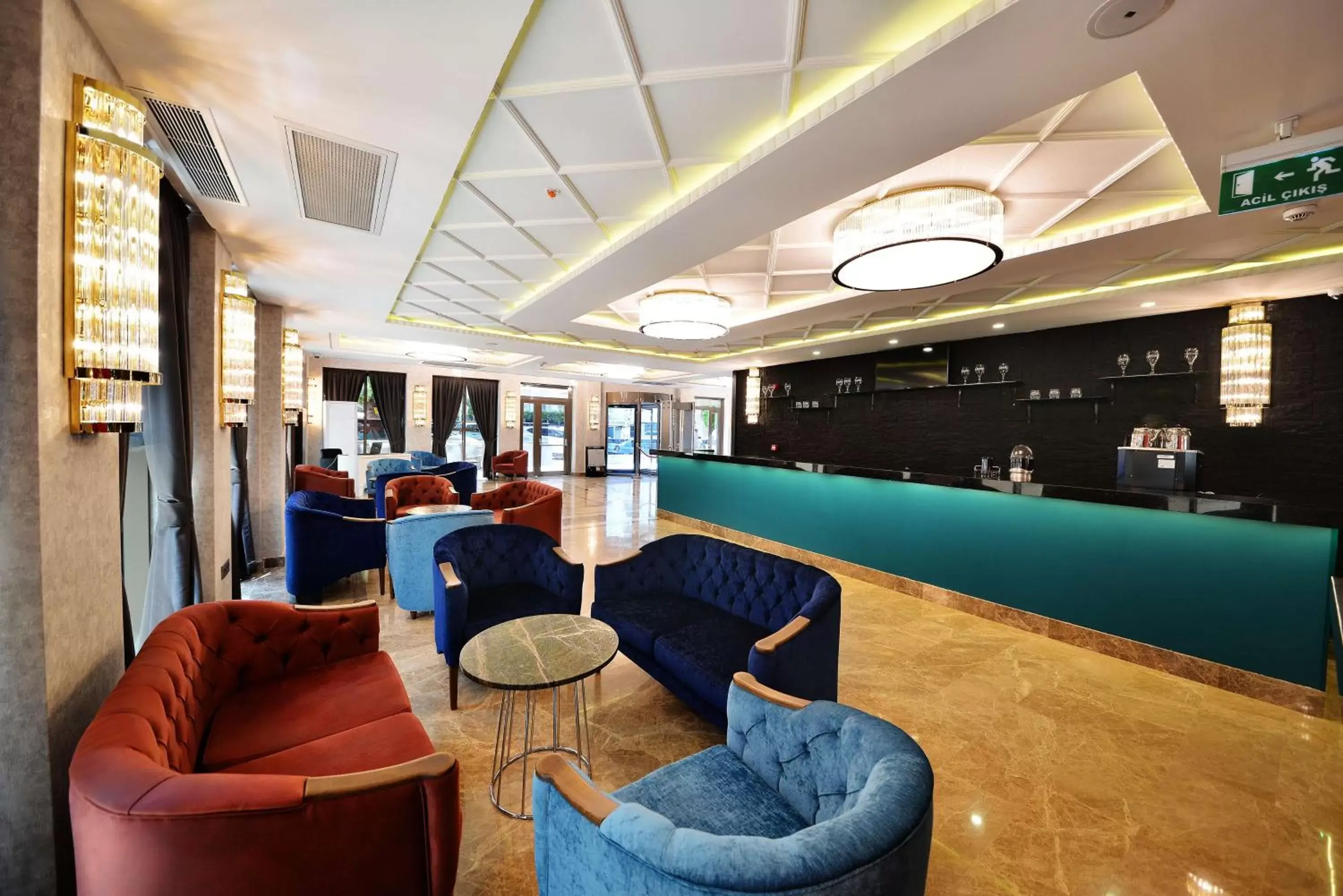 Lounge or bar in Best Western Plus Center Hotel Lounge or bar in Best Western Plus Center Hotel