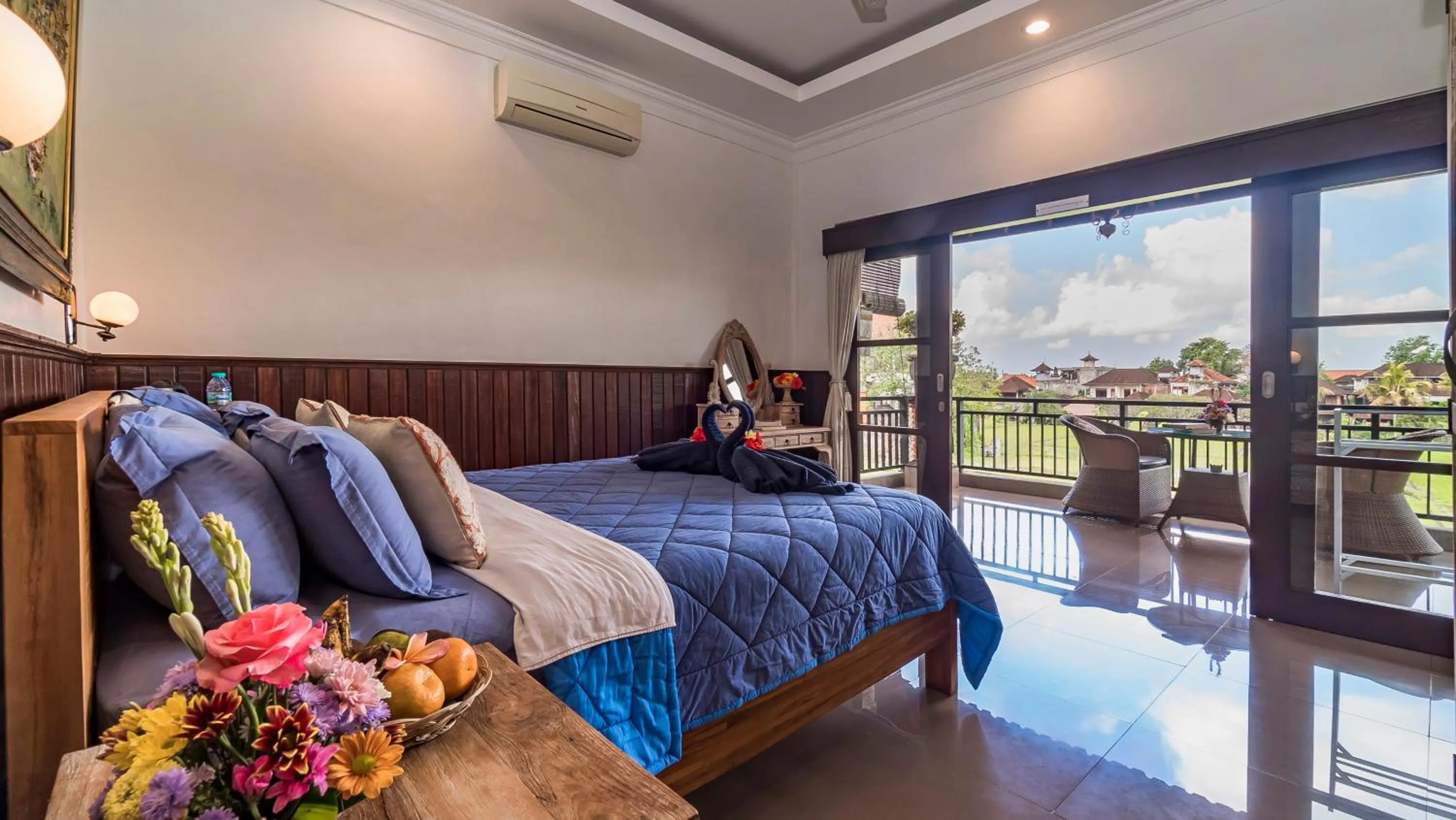 Photo of the whole room, Bed in Kun - Kun Guest House Ubud