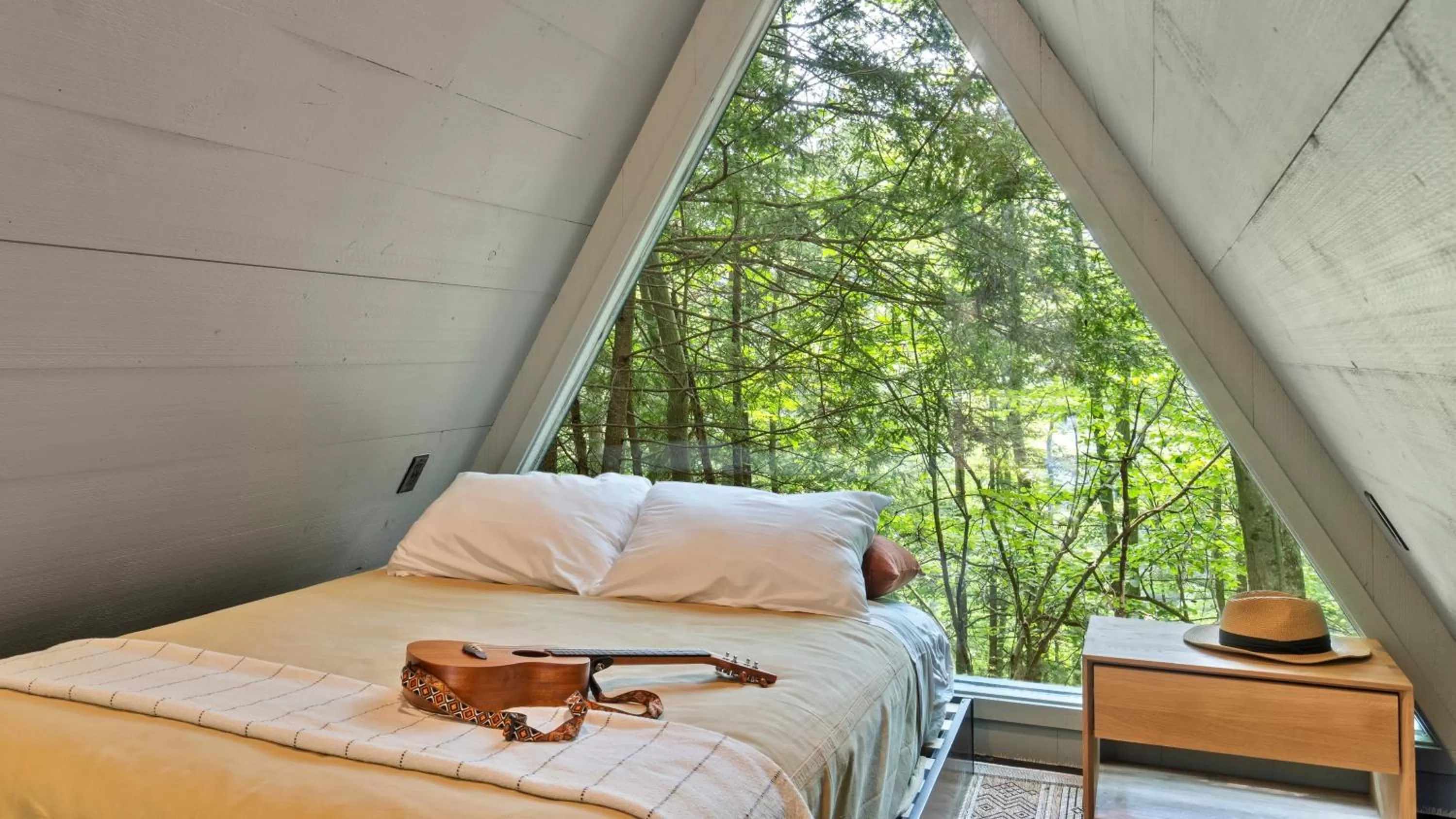 Bed in Callicoon Hills