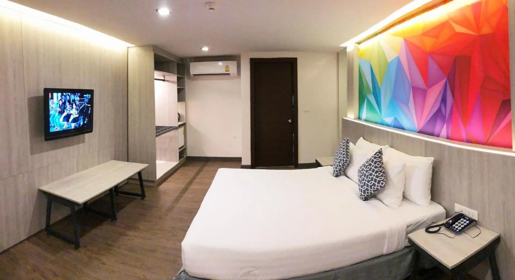 TV and multimedia, Bed in The Mini R Ratchada