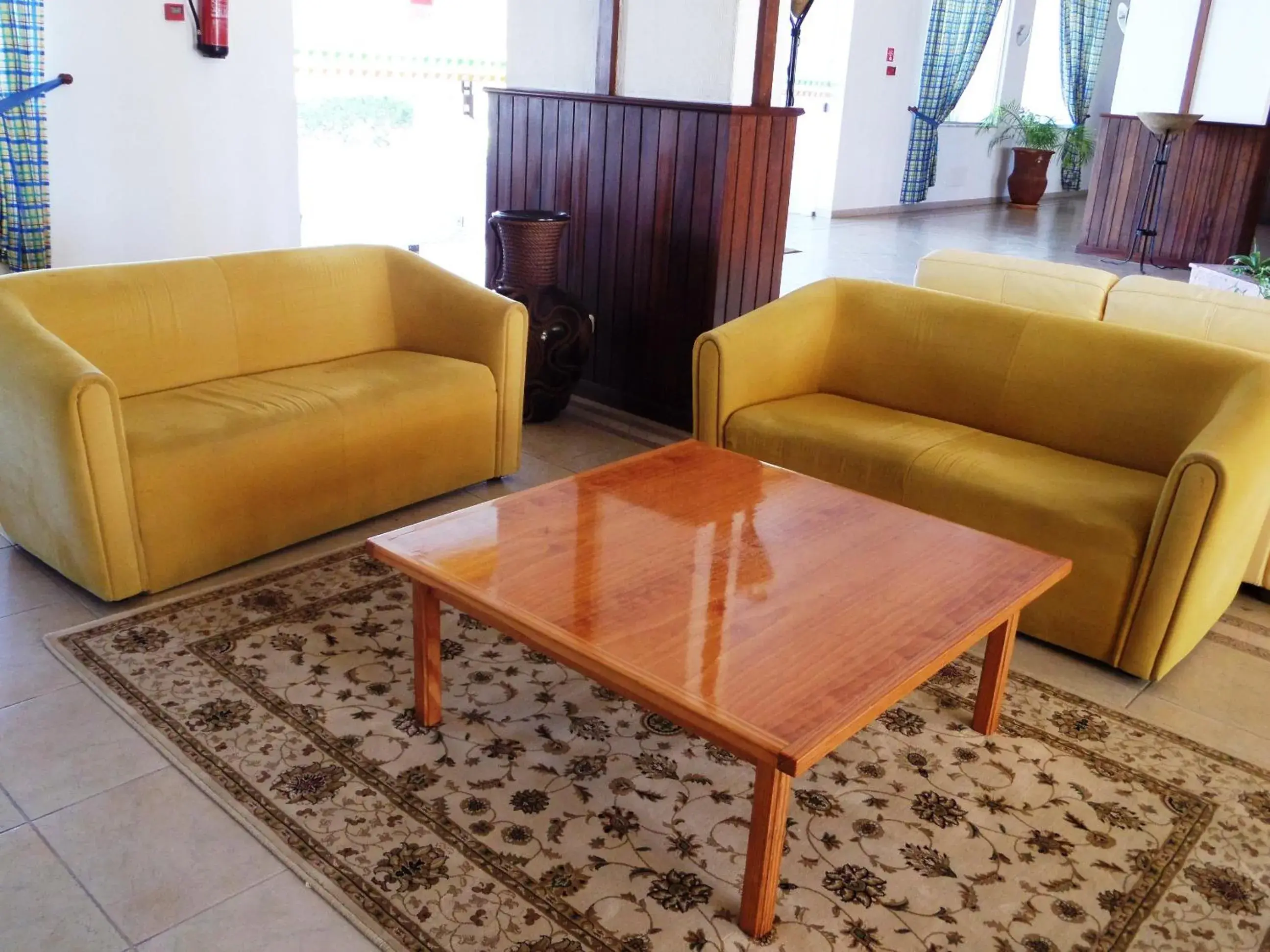 Lobby or reception, Seating Area in Hotel Luar