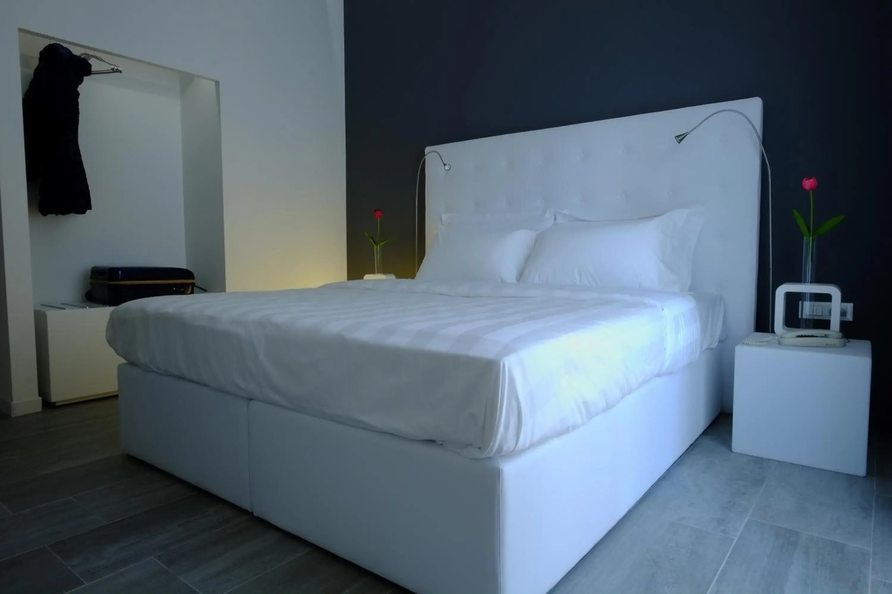 Bedroom, Bed in Made to Measure Business Bedroom, Bed in Made to Measure Business