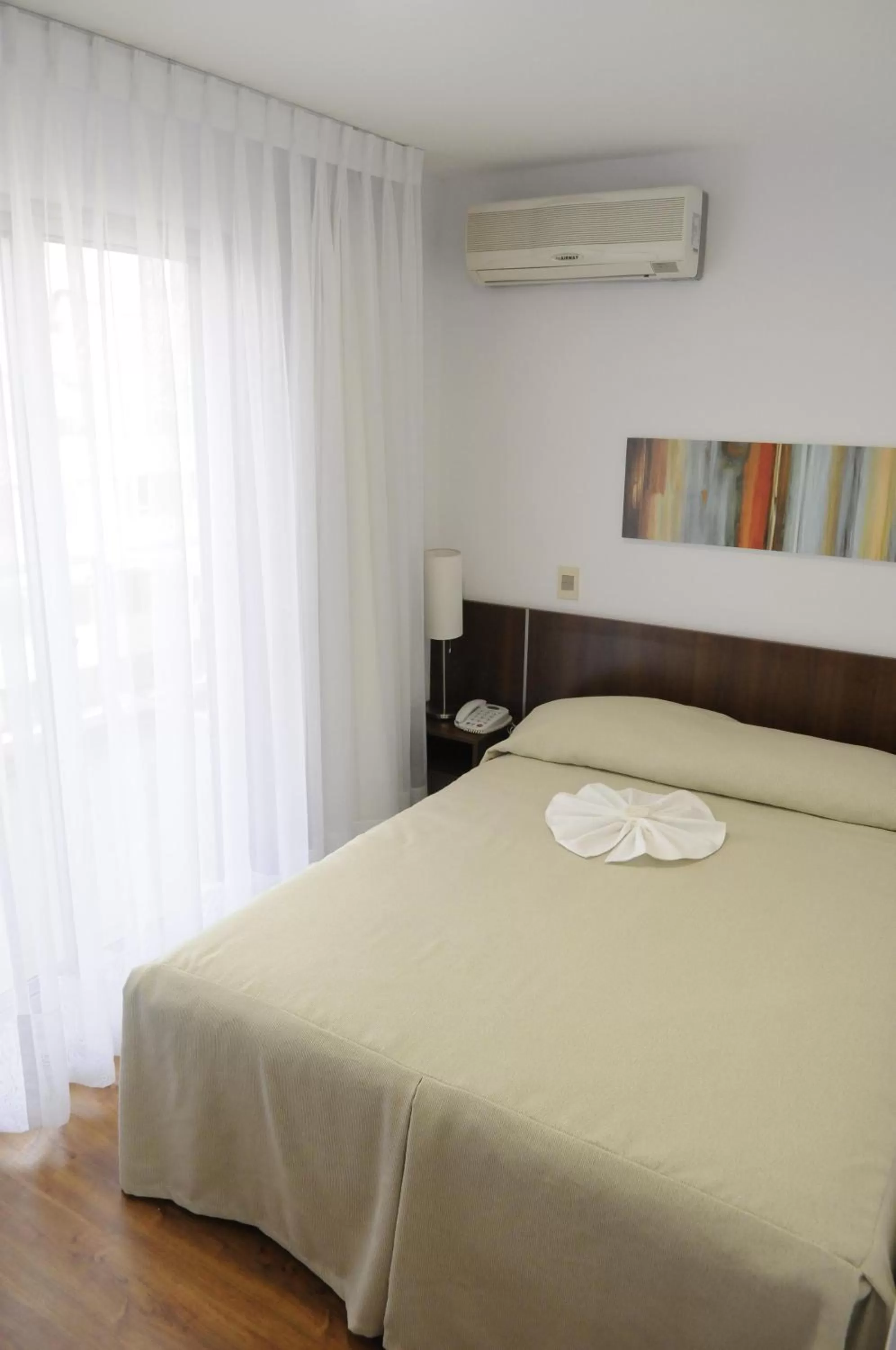 Bed in Hotel California