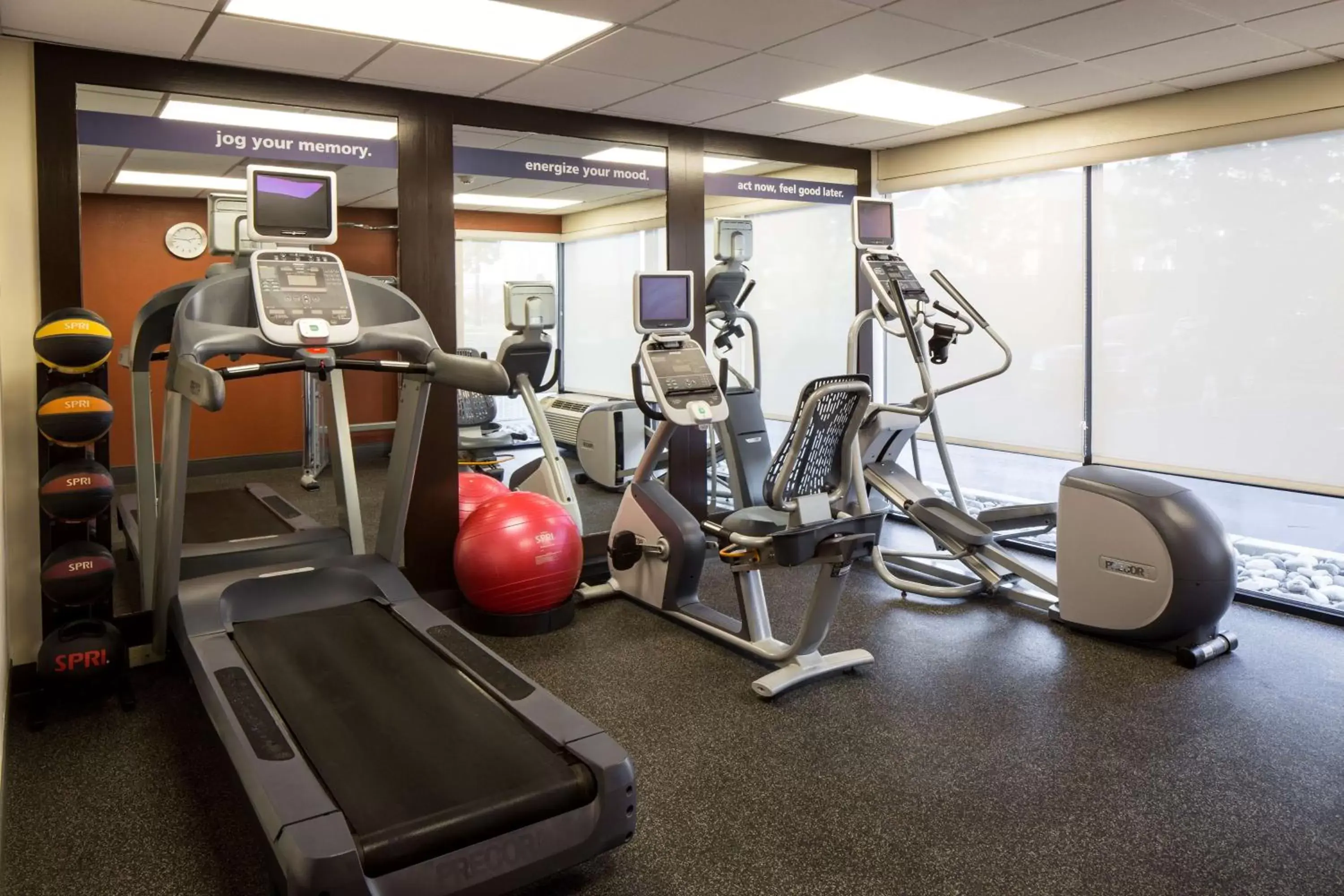 Fitness centre/facilities, Fitness Center/Facilities in Hampton Inn Philadelphia-Airport