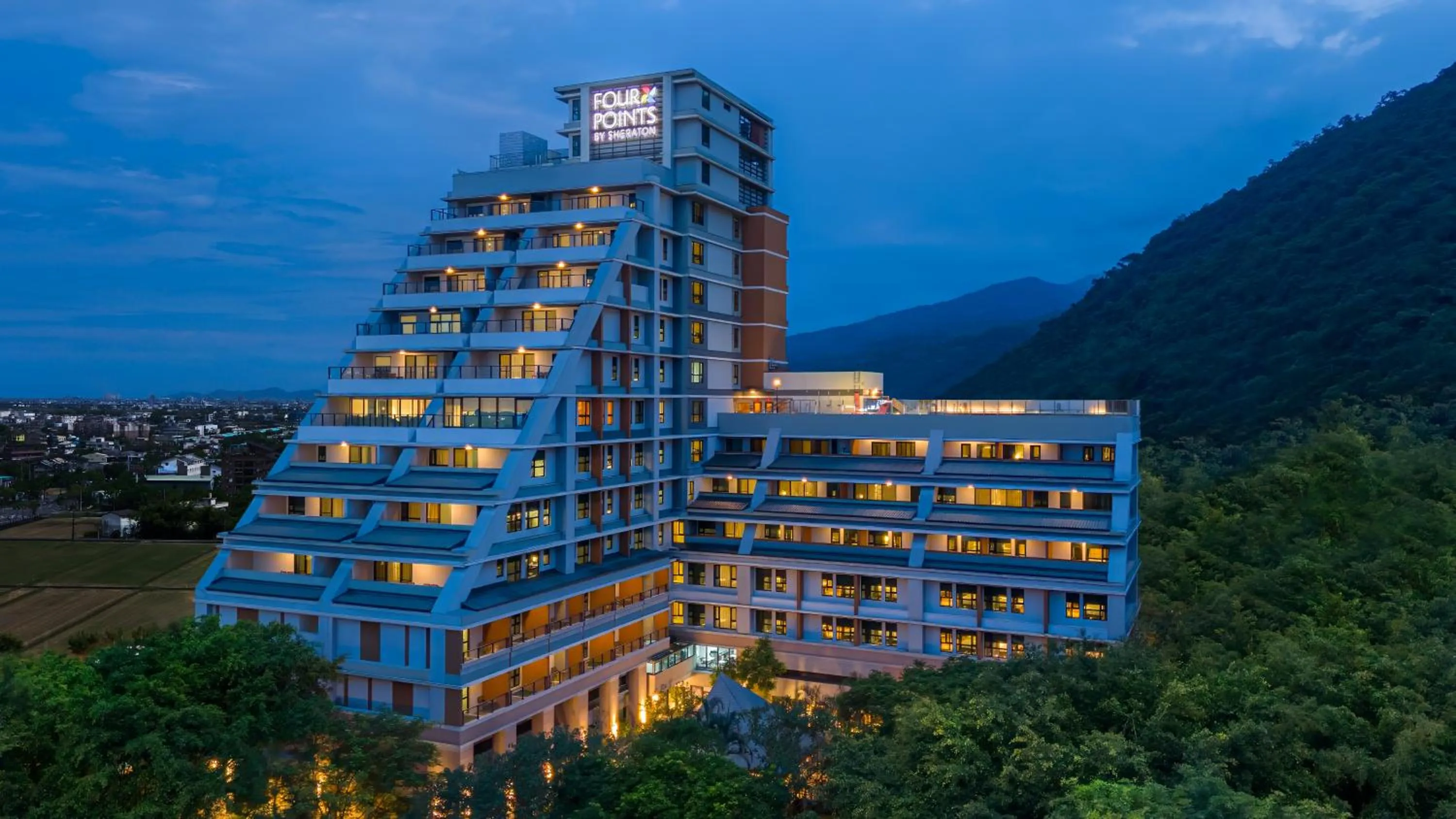 Property building in Four Points by Sheraton Yilan Jiaoxi