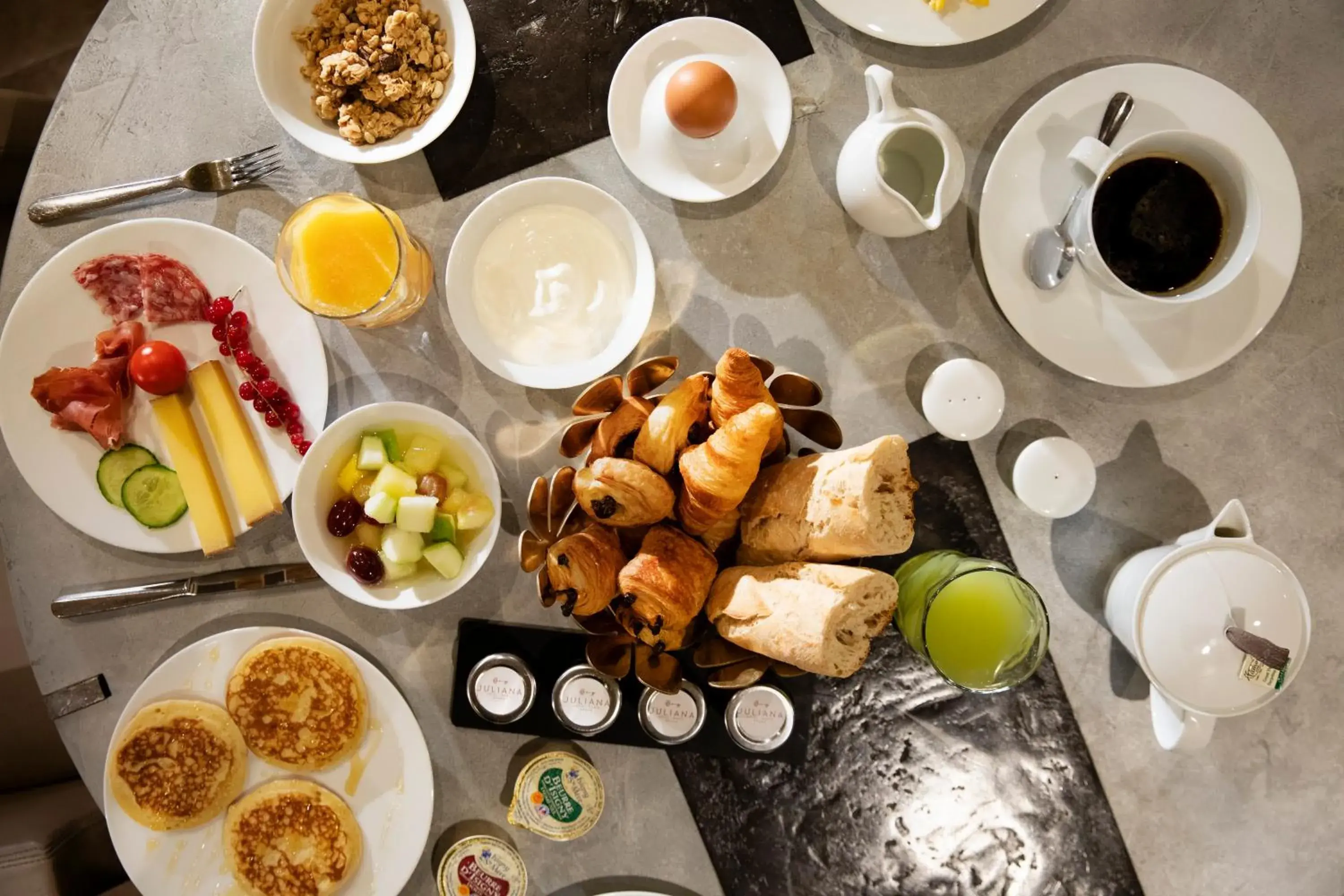 Buffet breakfast, Breakfast in Hôtel Juliana Paris