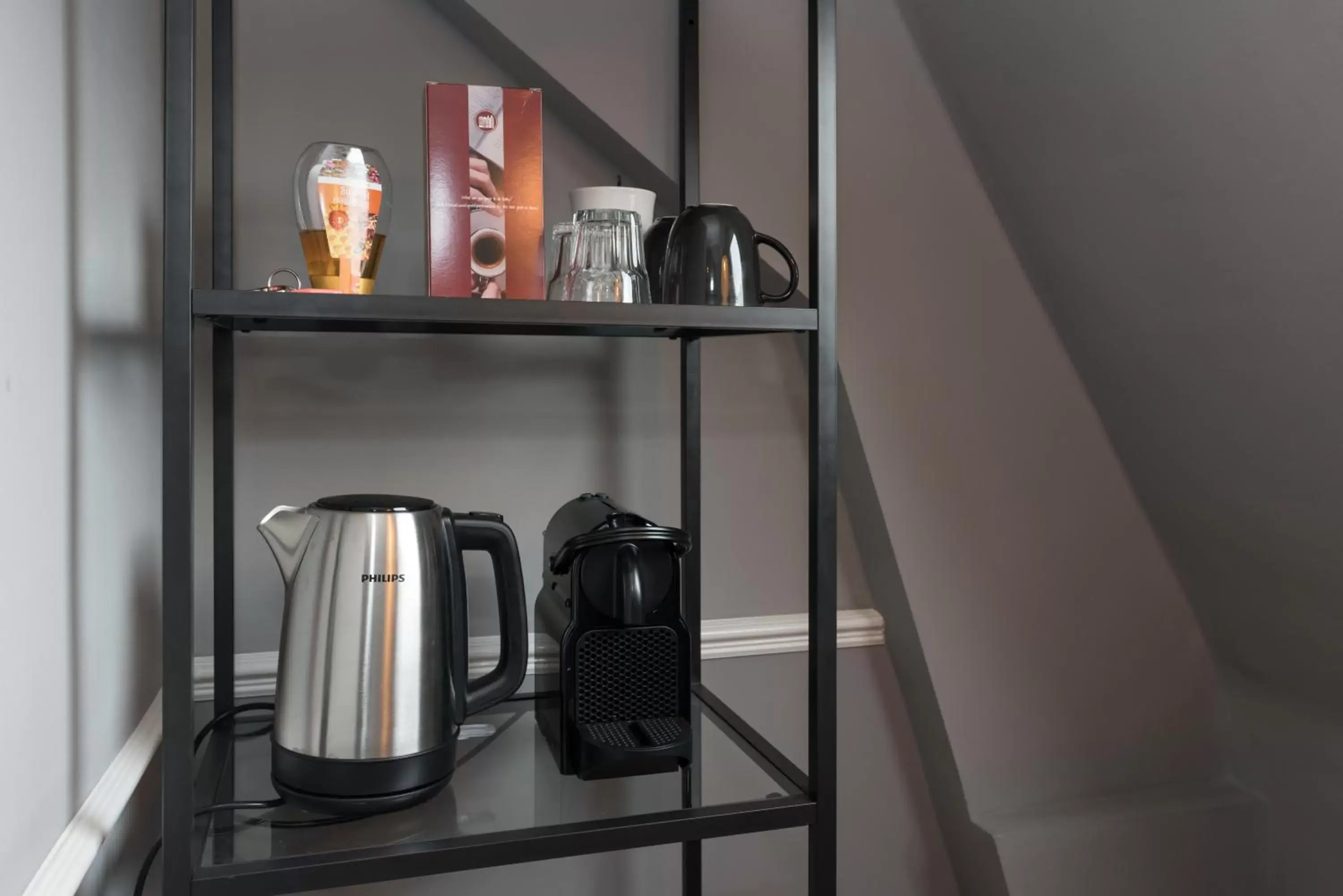 Coffee/Tea Facilities in Westerpark Suites