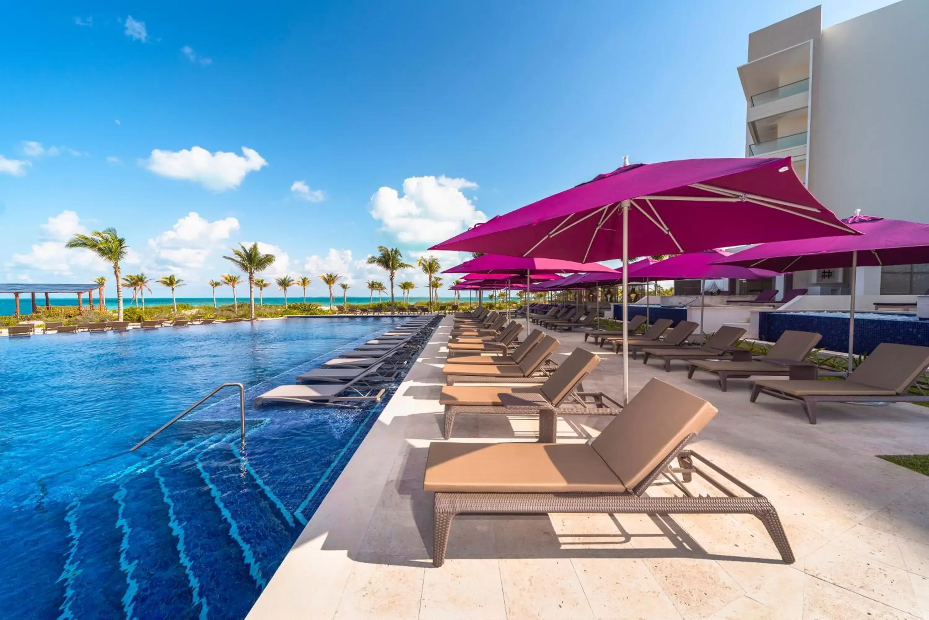 Swimming Pool in Planet Hollywood Cancun, An Autograph Collection All-Inclusive Resort