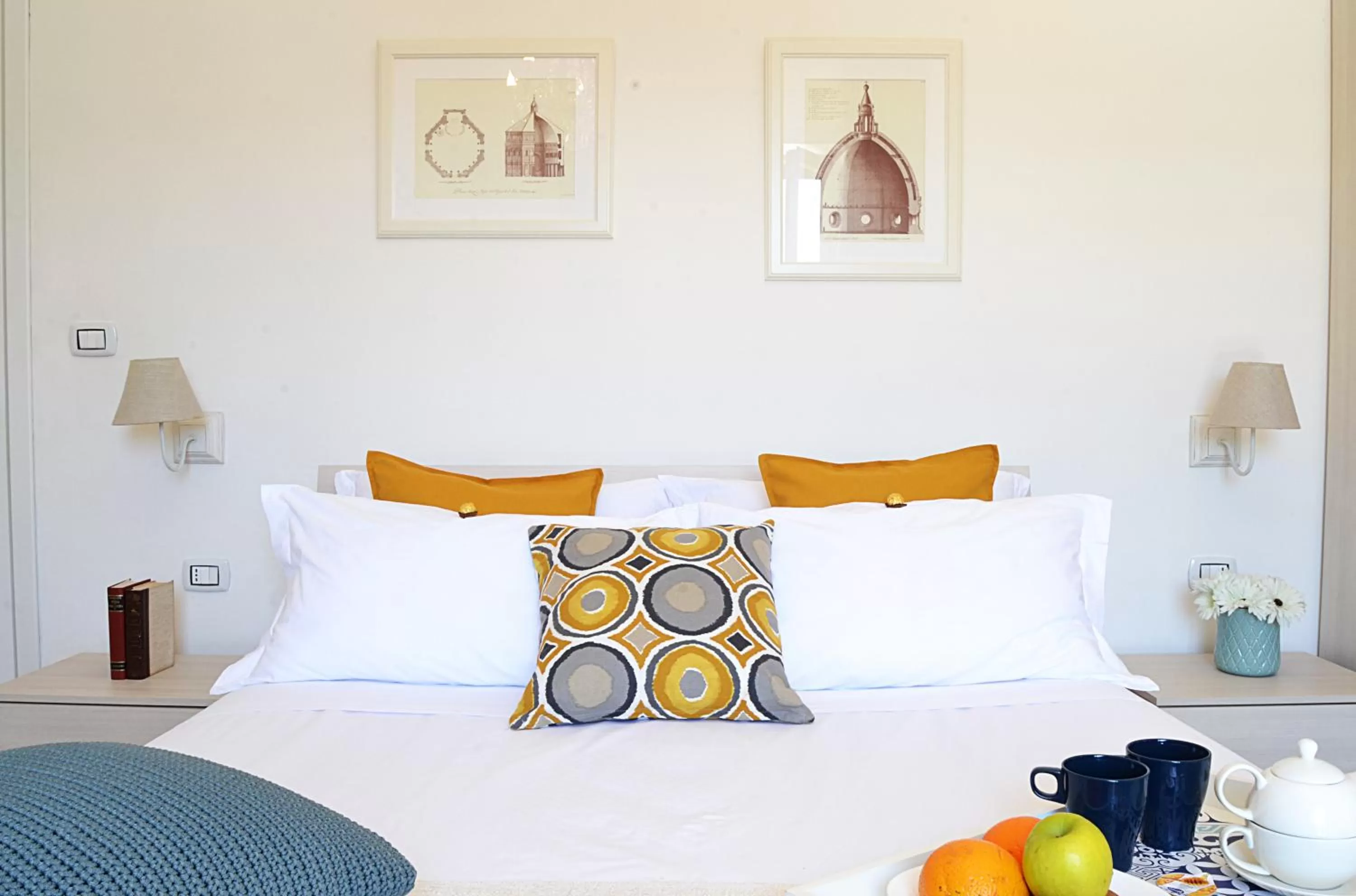 TV and multimedia, Bed in Villa Ettore